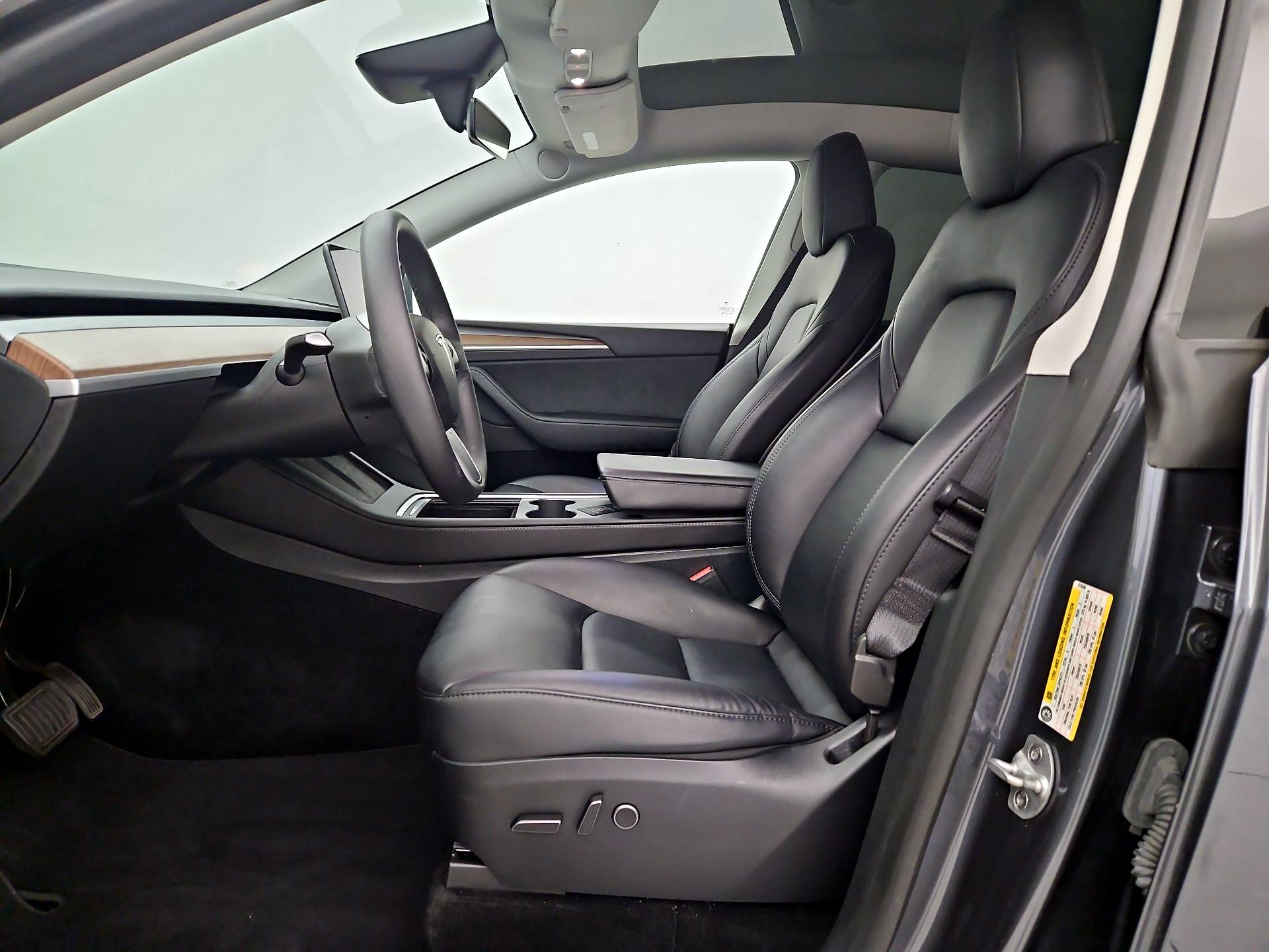 Thumbnail: 2023 Tesla Model Y - 11