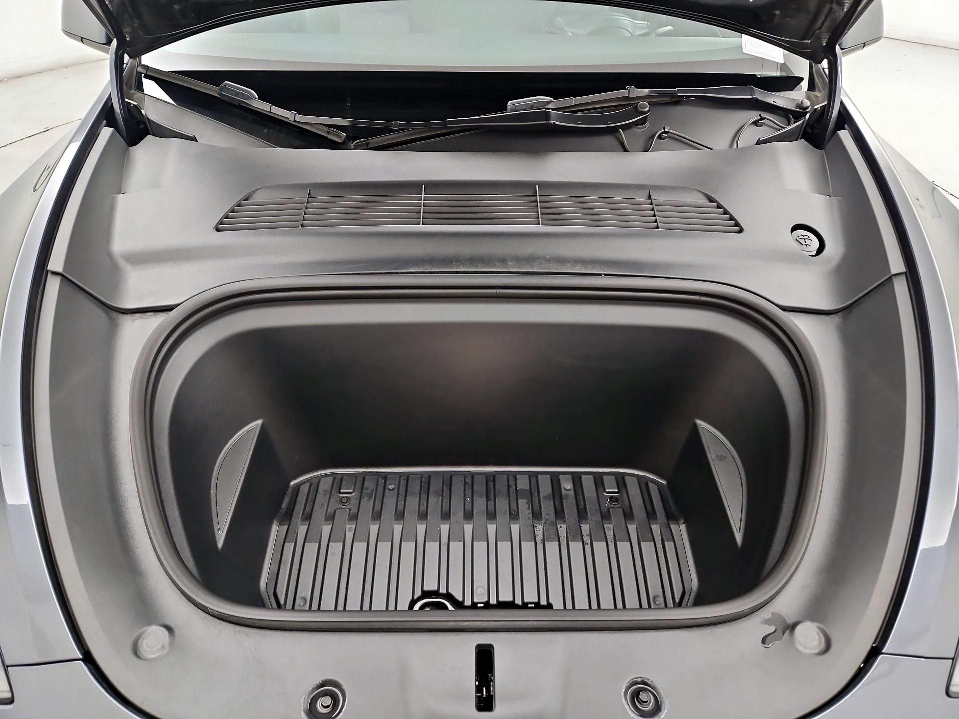 Thumbnail: 2023 Tesla Model Y - 20