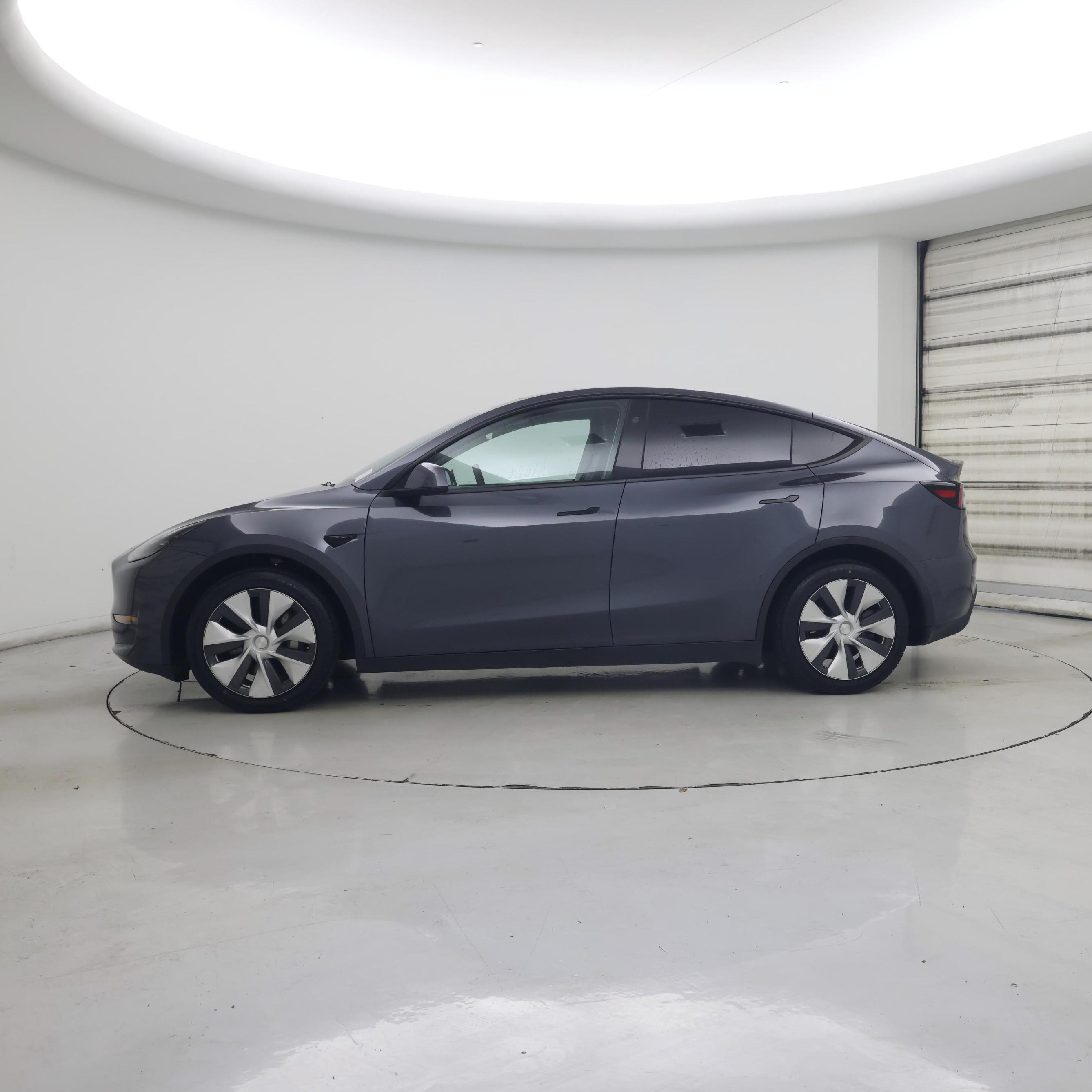 Thumbnail: 2023 Tesla Model Y - 3