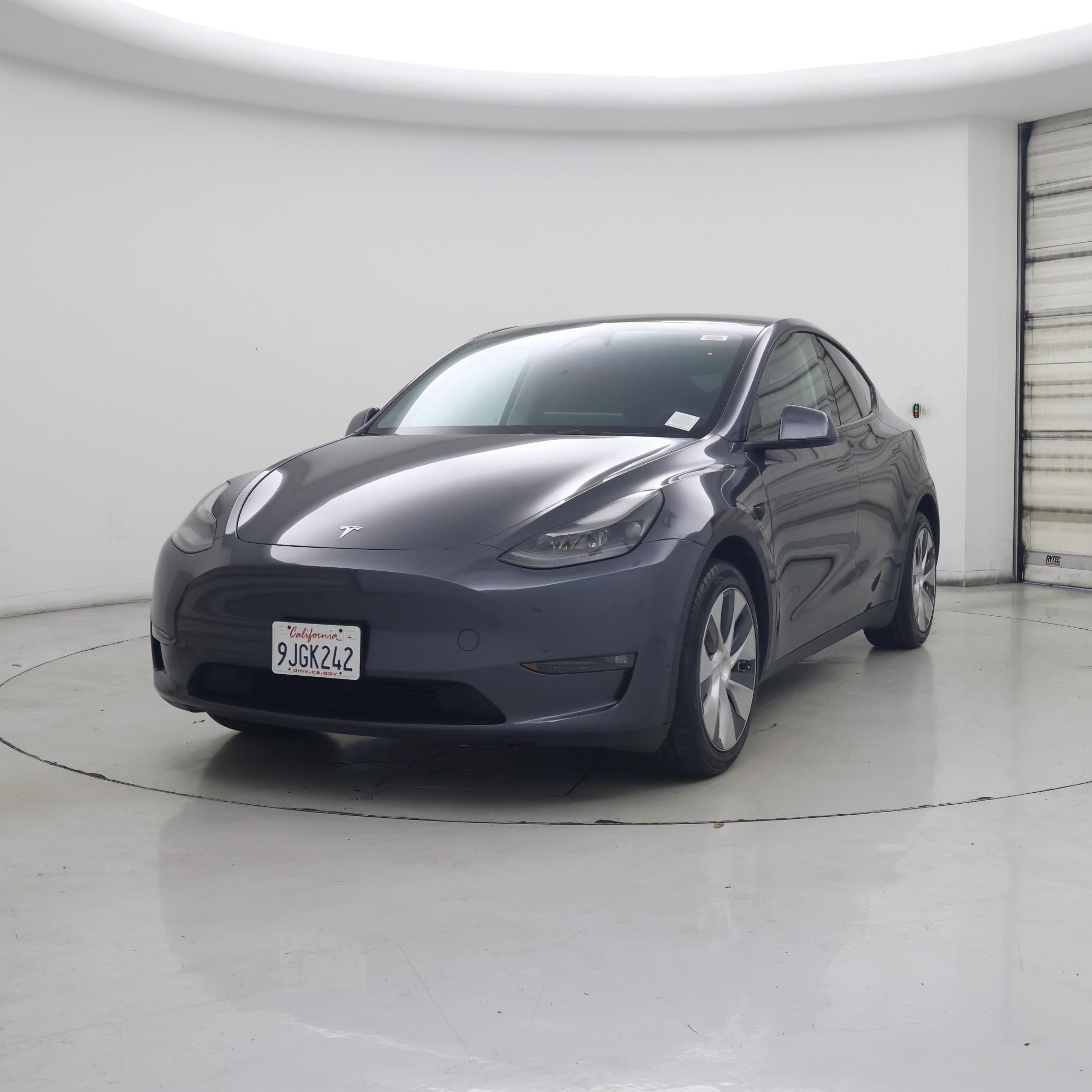Thumbnail: 2023 Tesla Model Y - 4