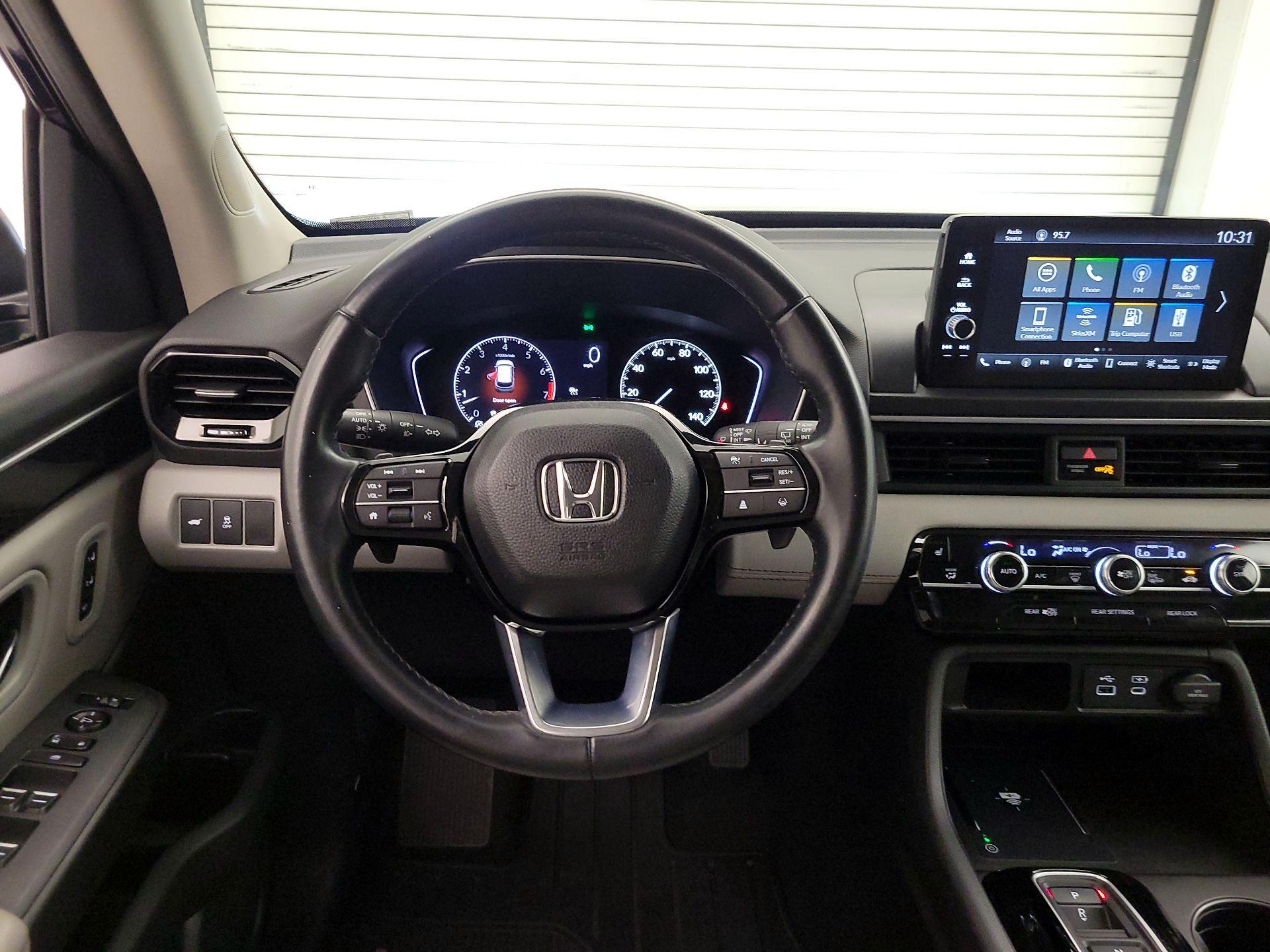 Thumbnail: 2023 Honda Pilot - 10