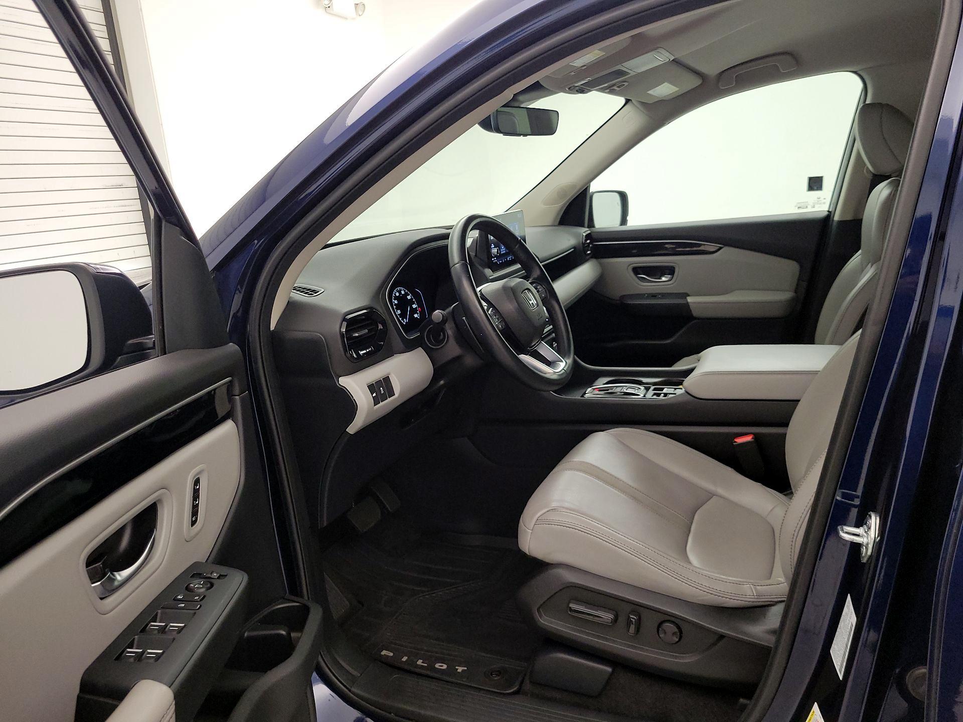 Thumbnail: 2023 Honda Pilot - 11