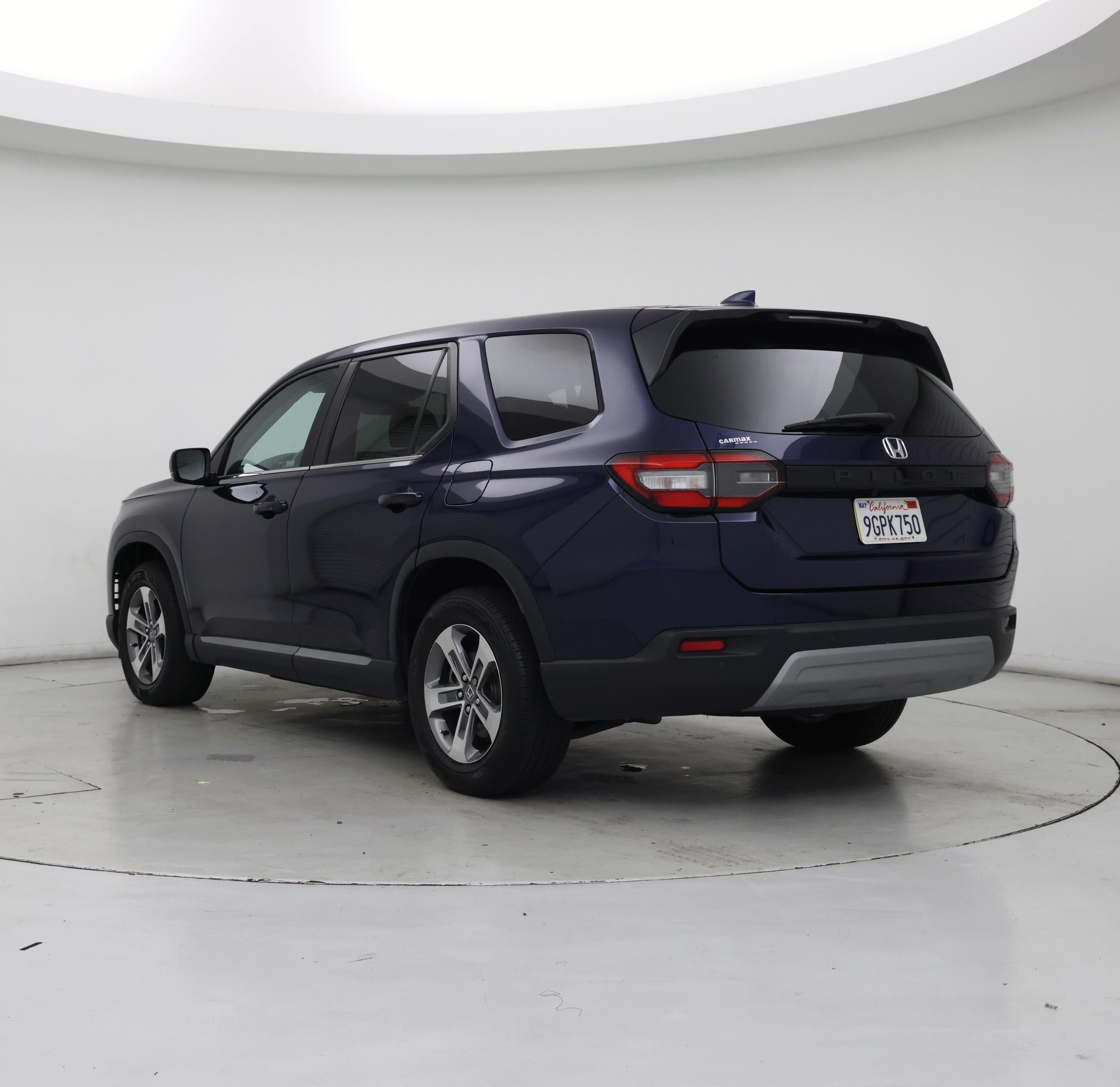 Thumbnail: 2023 Honda Pilot - 2