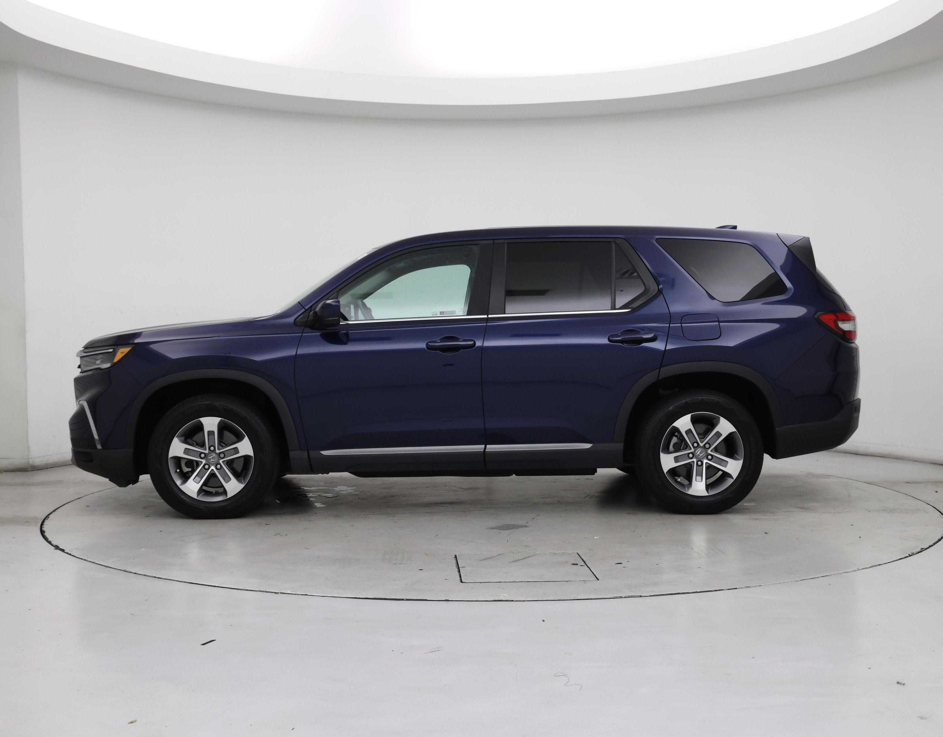 Thumbnail: 2023 Honda Pilot - 3