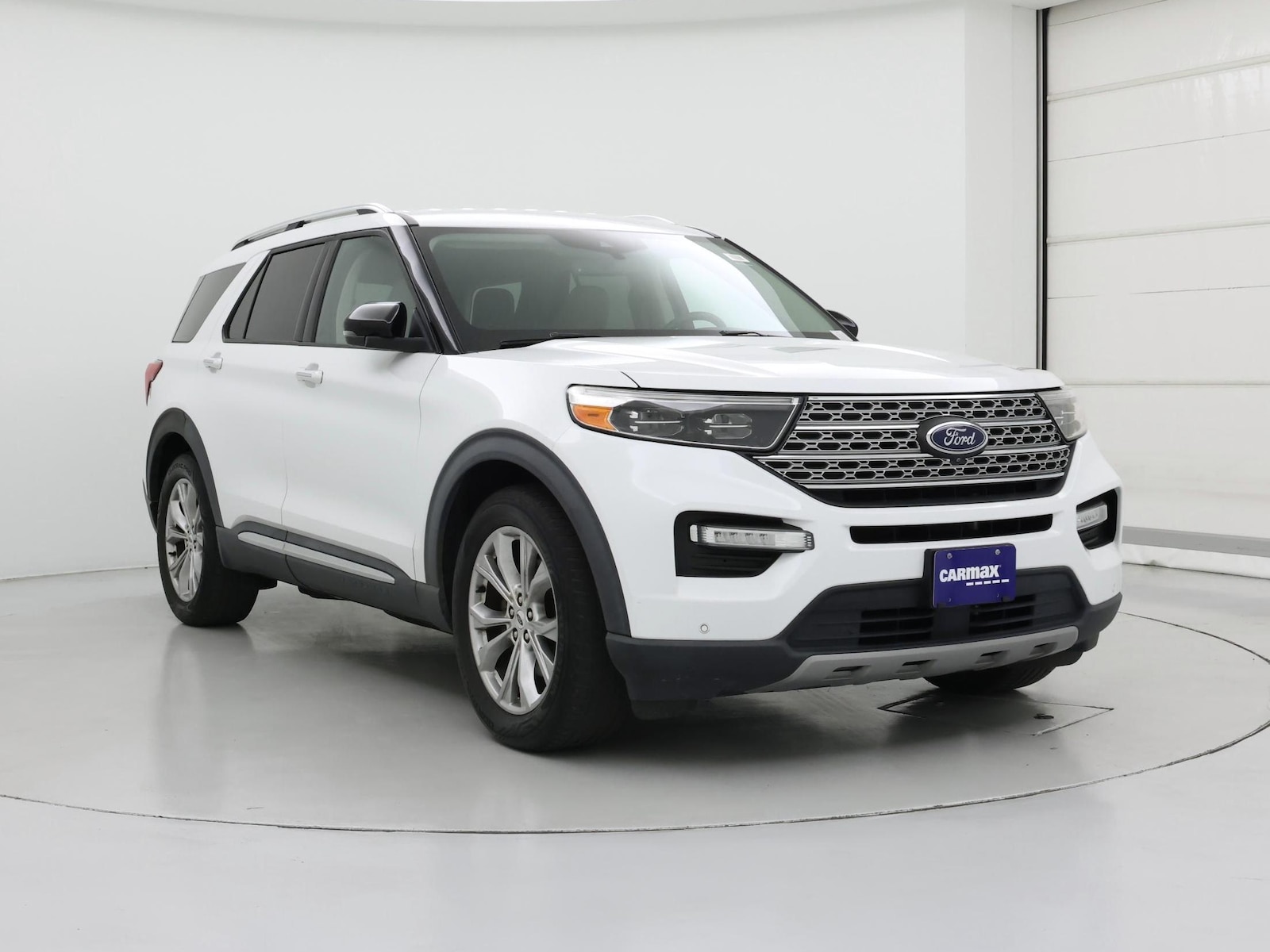 2020 Ford Explorer Limited - Photo 2