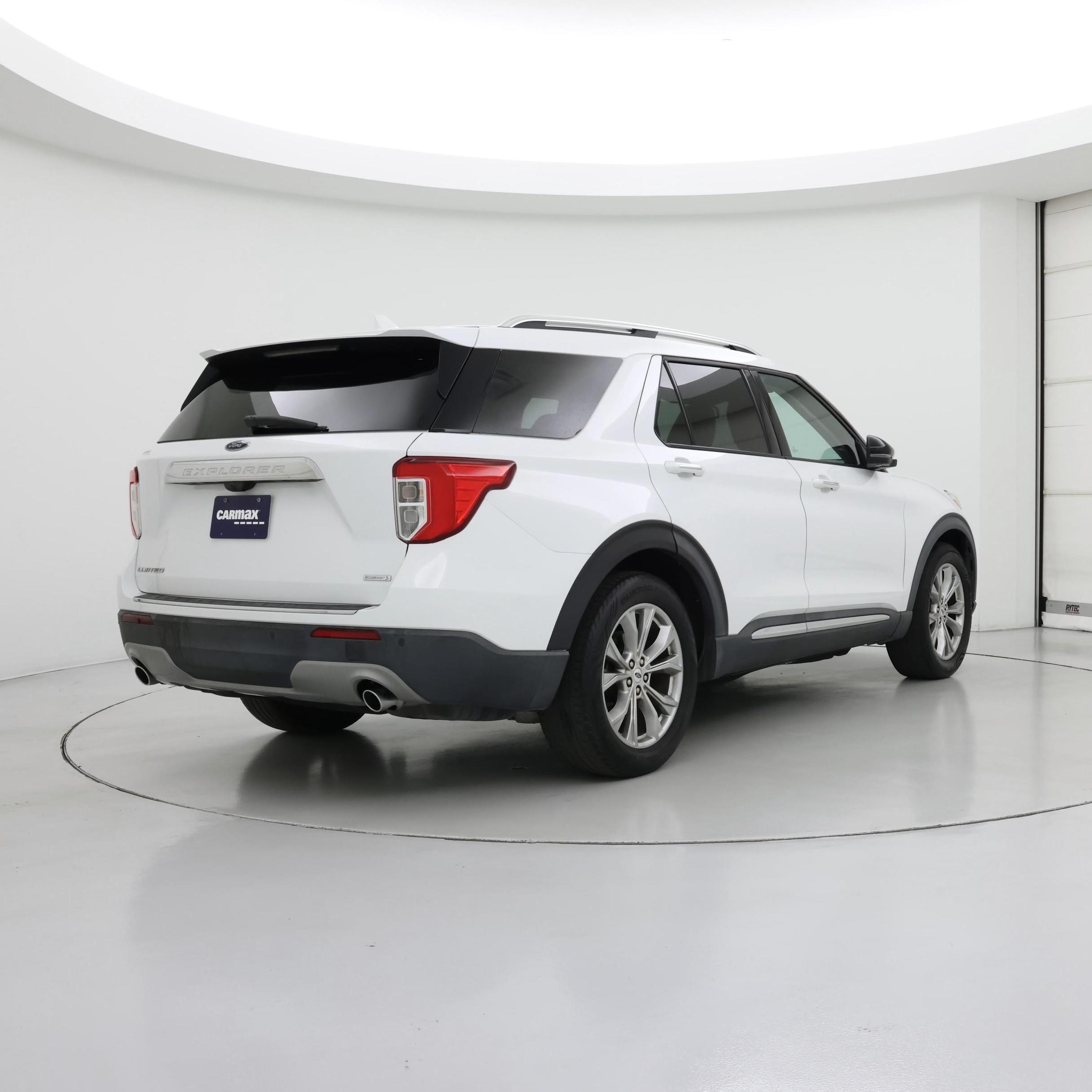 Thumbnail: 2020 Ford Explorer - 8