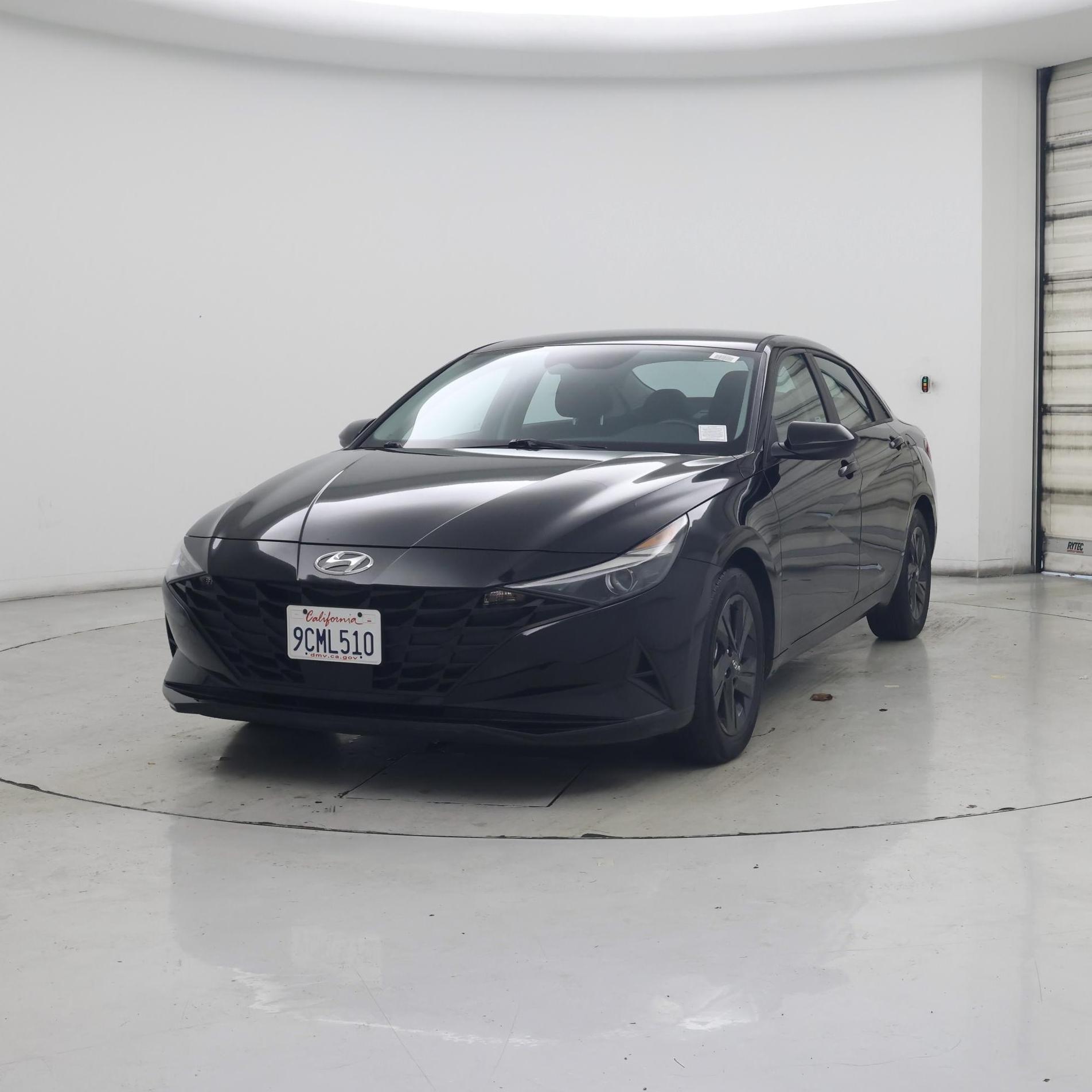 Thumbnail: 2022 Hyundai Elantra - 4