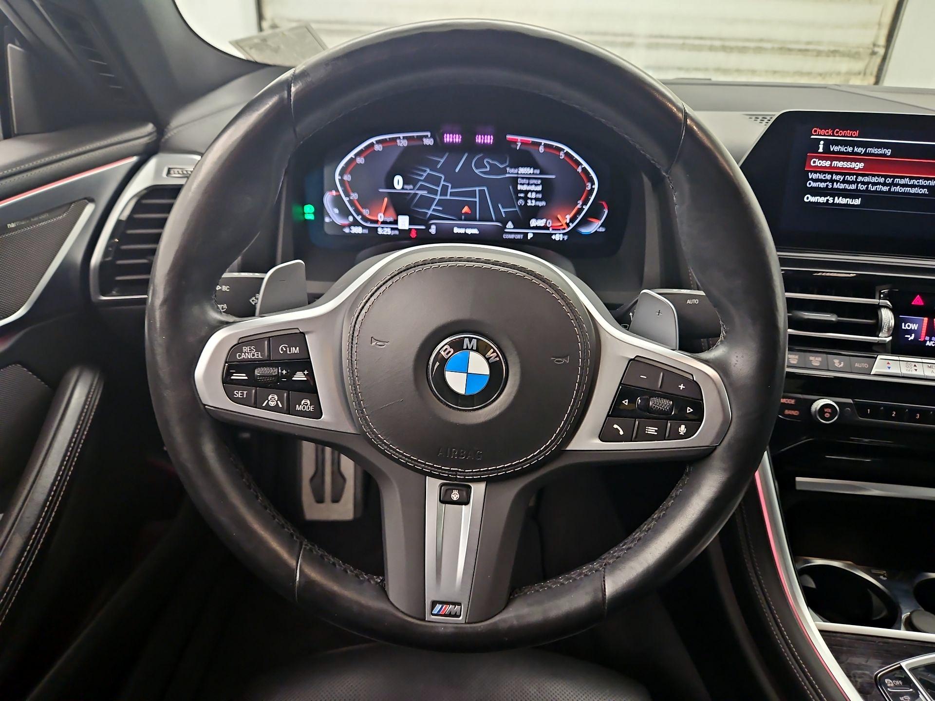 Thumbnail: 2022 BMW 8 Series - 10
