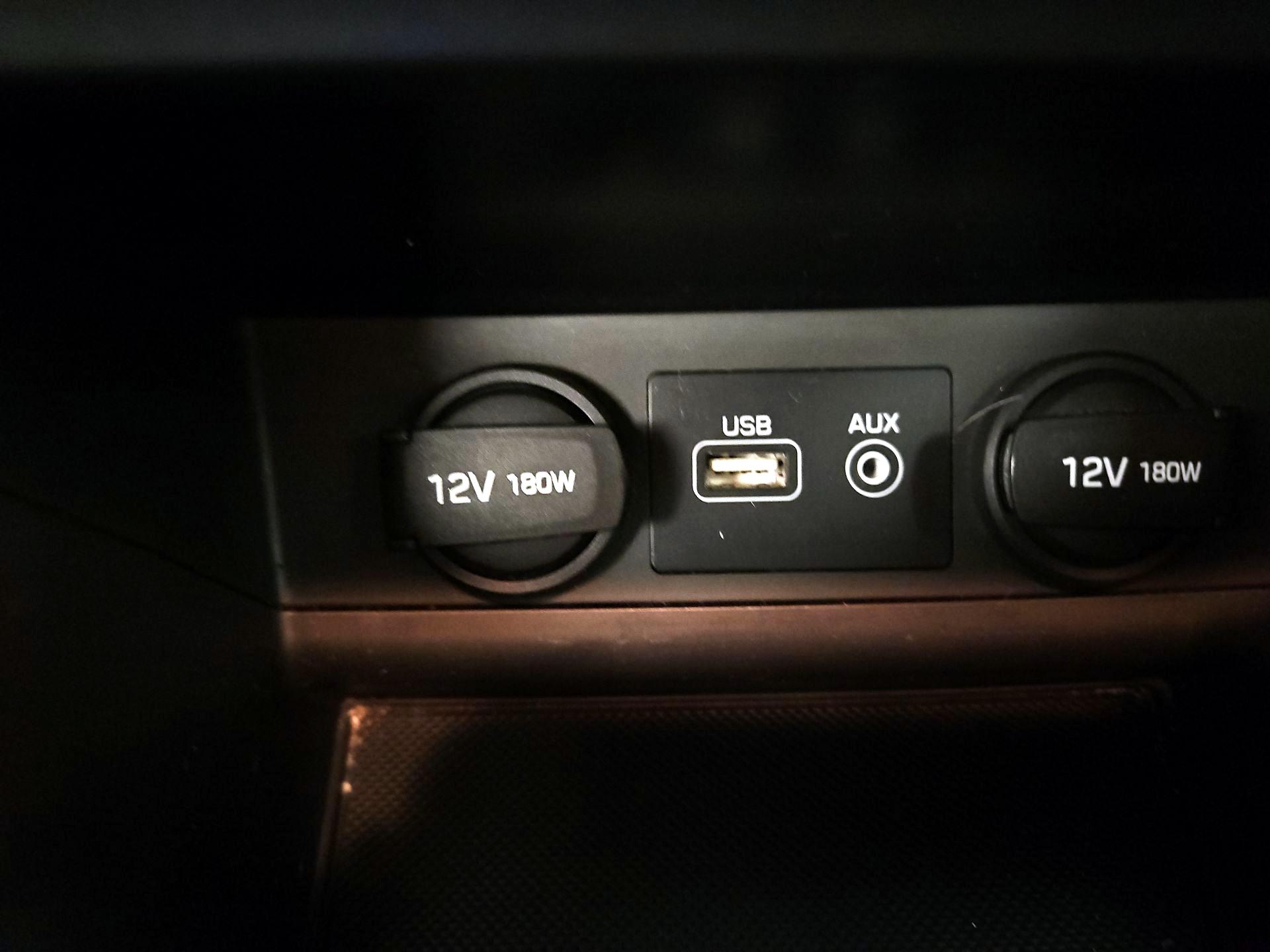 Thumbnail: 2015 Hyundai Sonata - 18
