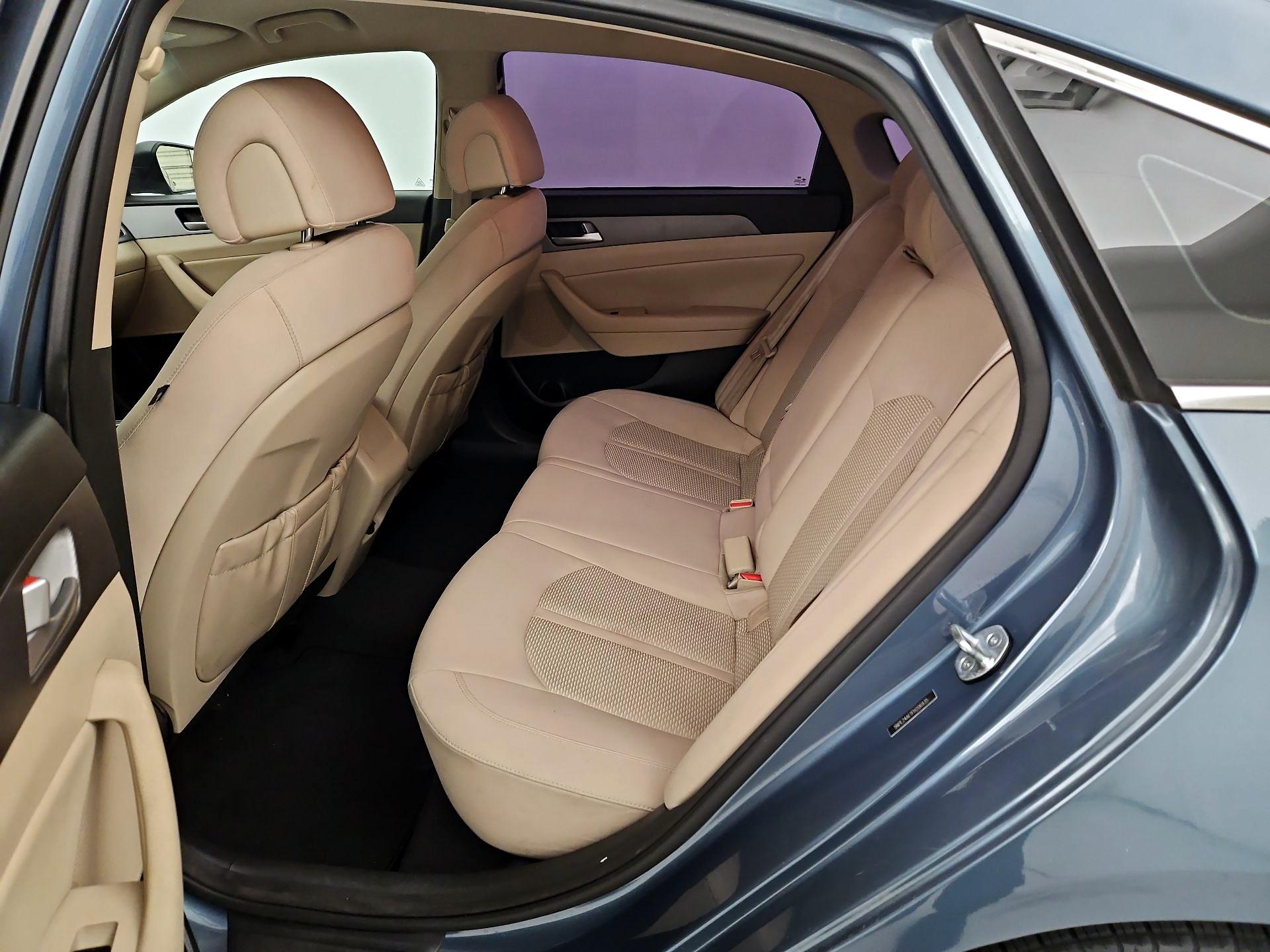Thumbnail: 2015 Hyundai Sonata - 19