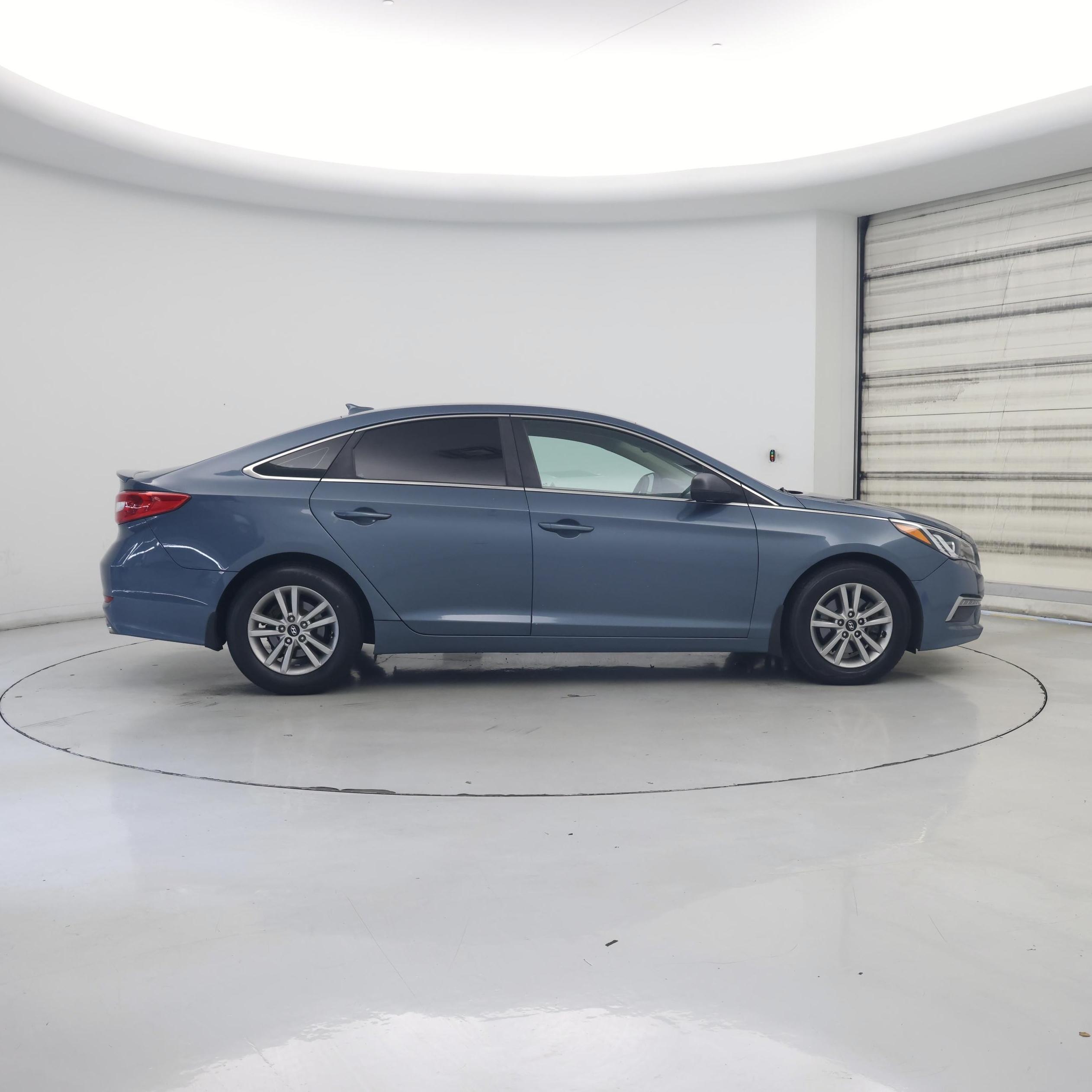 Thumbnail: 2015 Hyundai Sonata - 7
