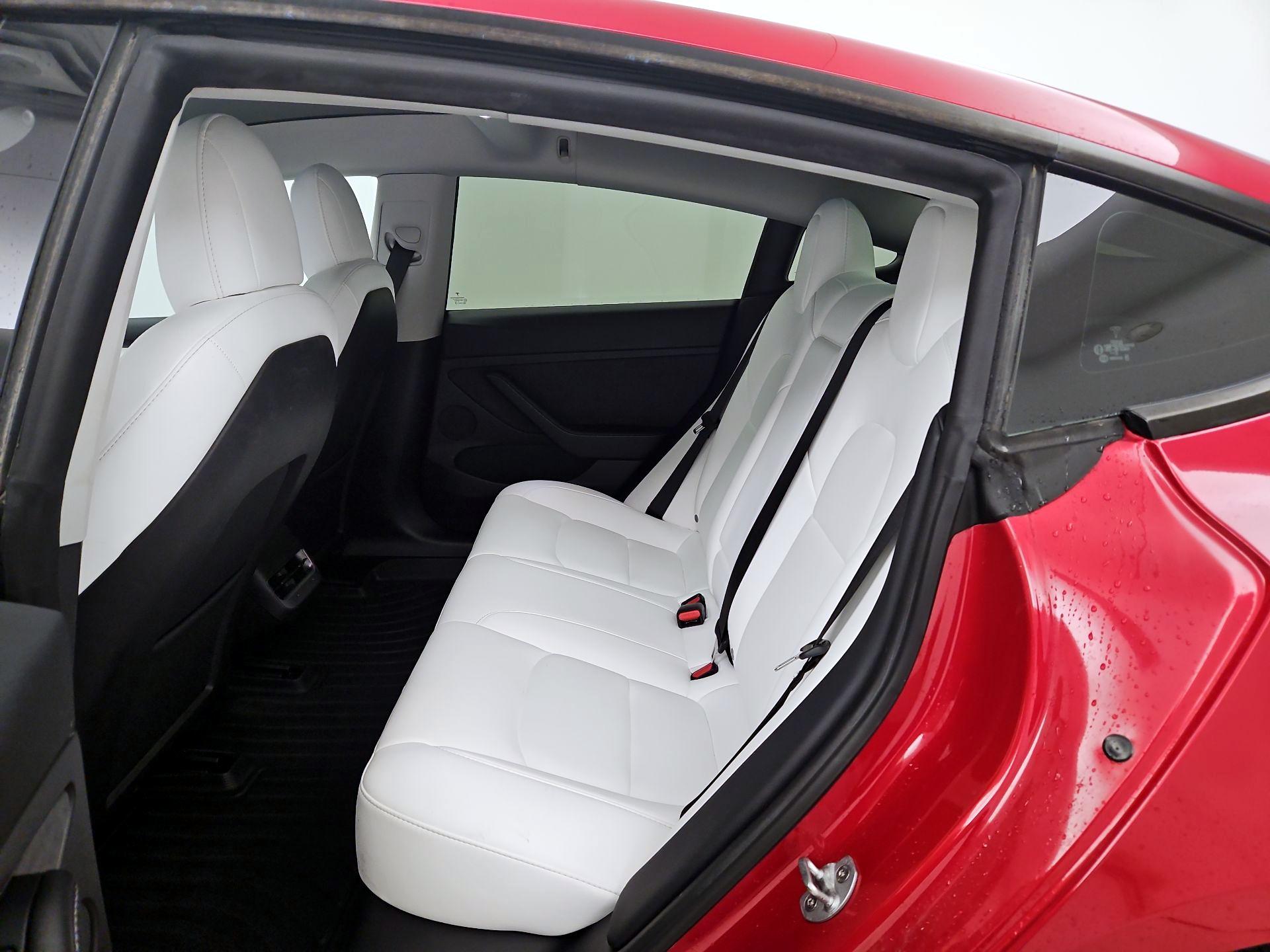 Thumbnail: 2023 Tesla Model 3 - 17