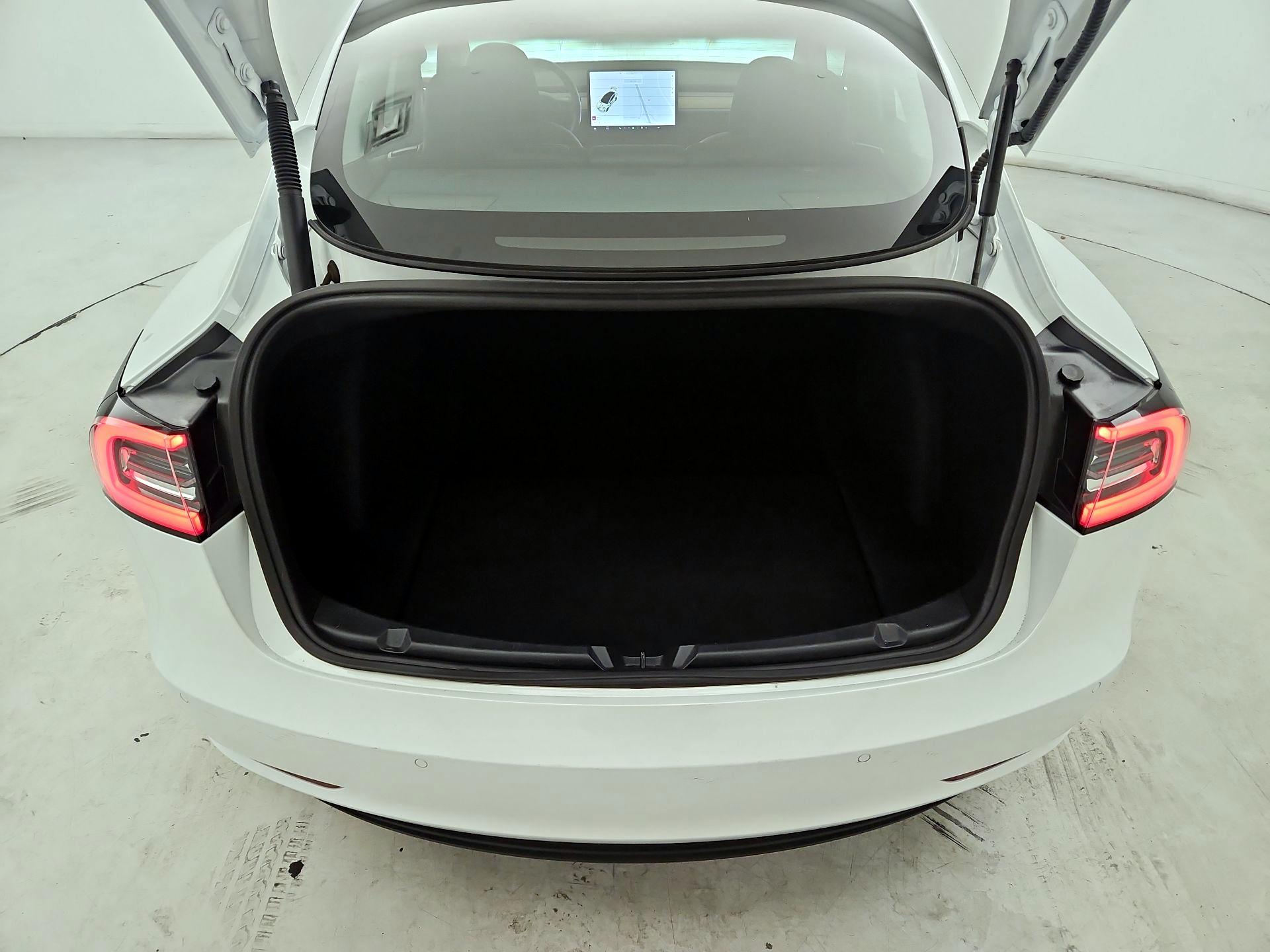 Thumbnail: 2021 Tesla Model 3 - 20