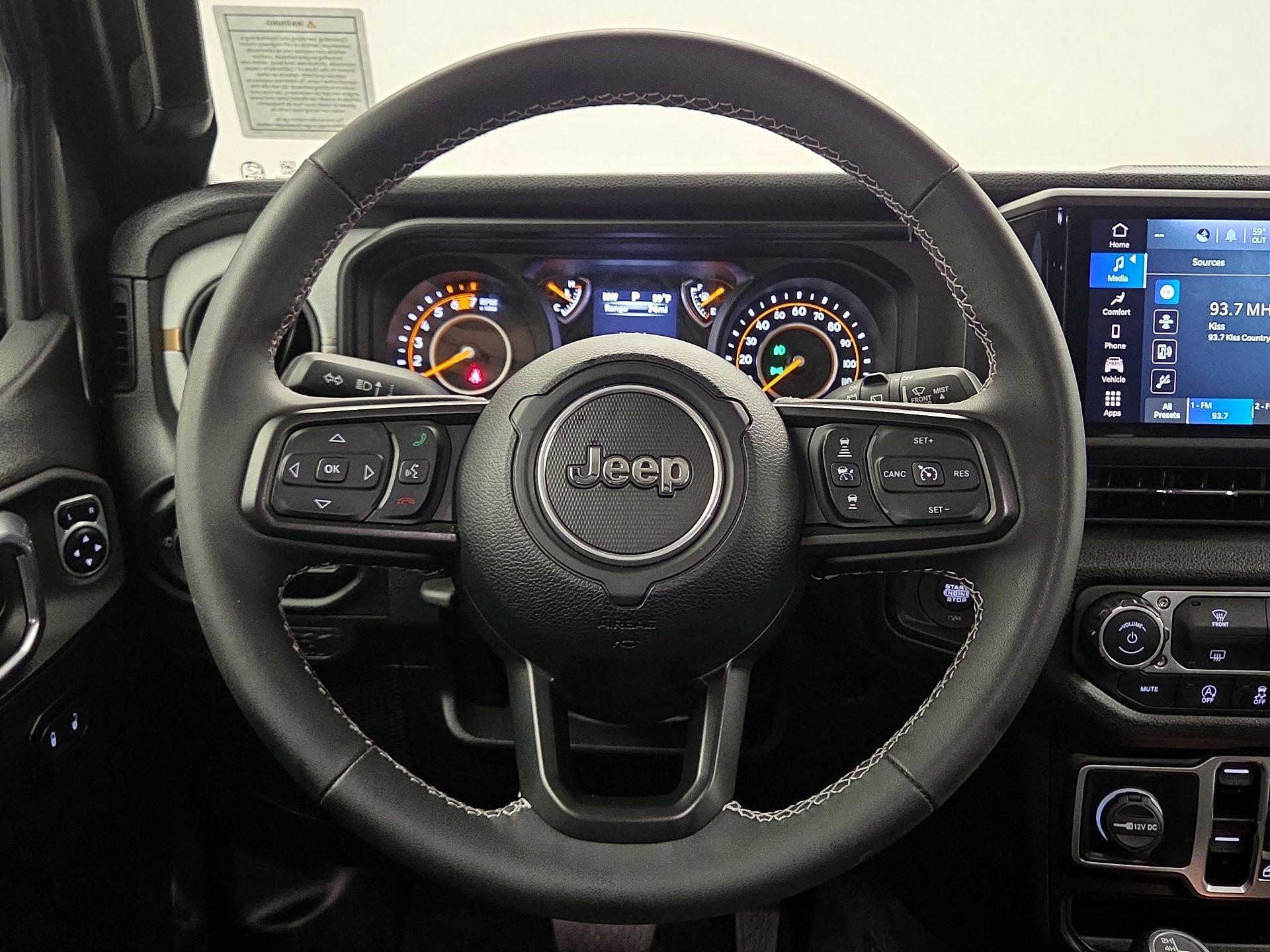Thumbnail: 2025 Jeep Wrangler - 10