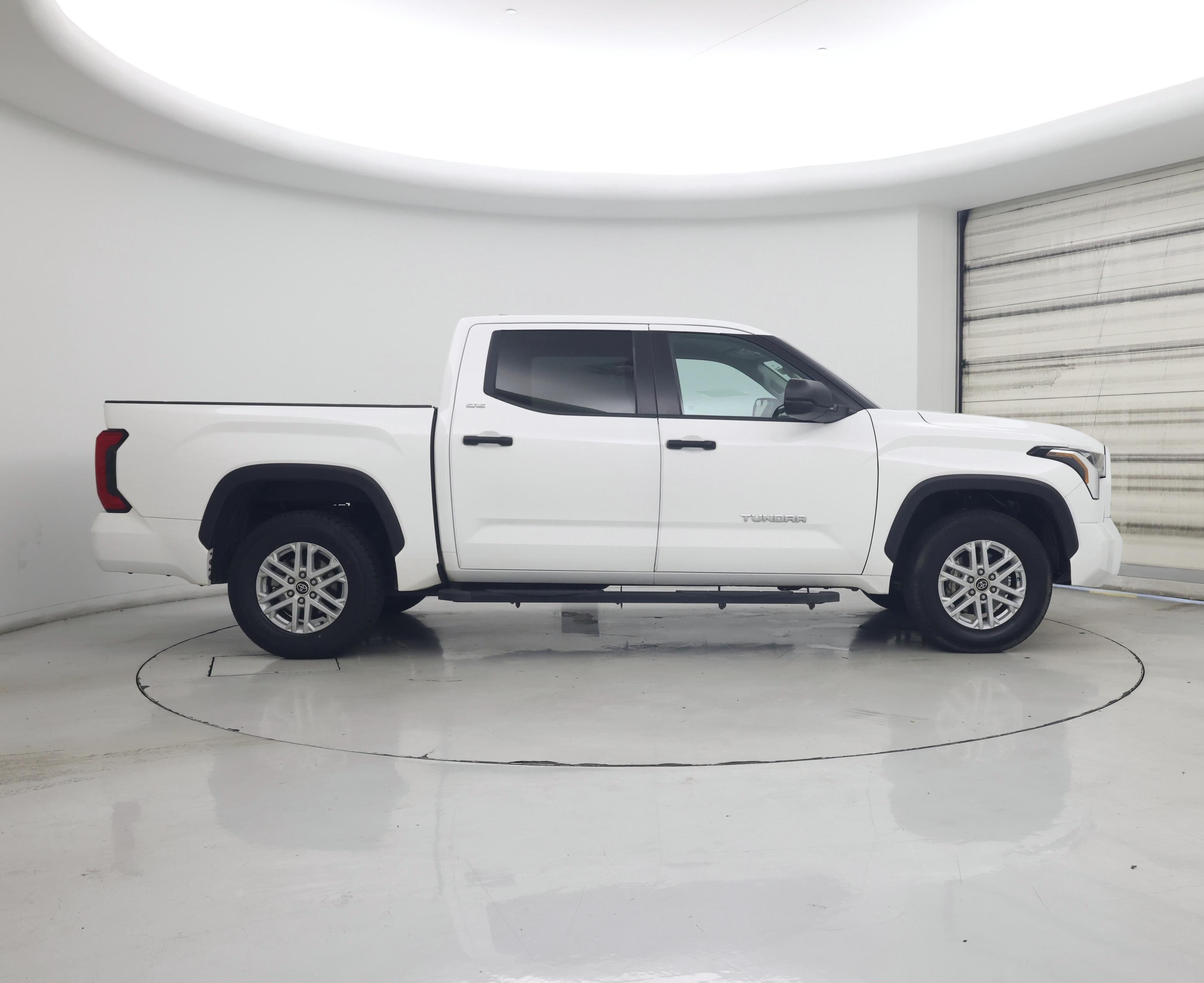 Thumbnail: 2024 Toyota Tundra - 7