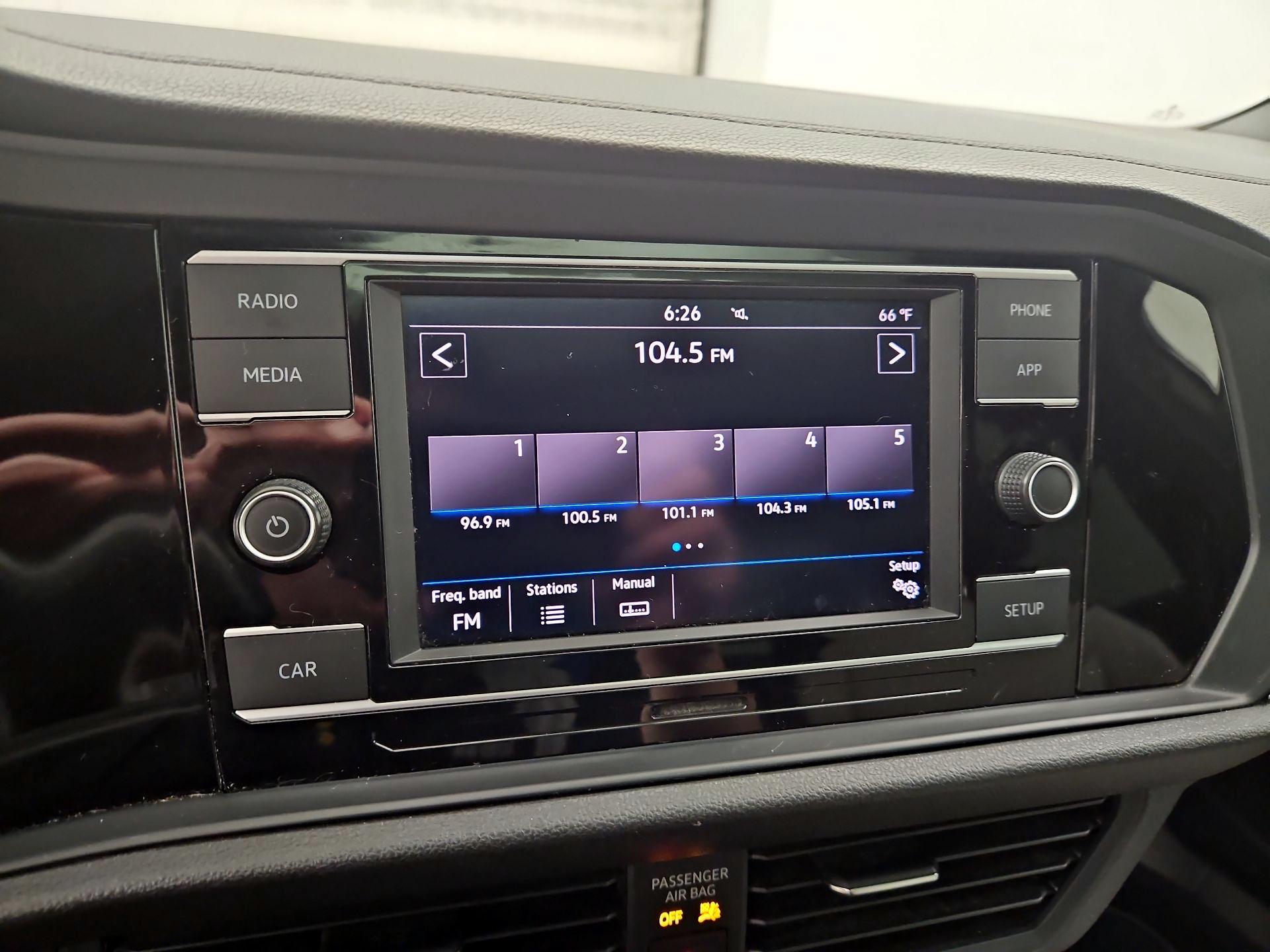 Thumbnail: 2019 Volkswagen Jetta - 15