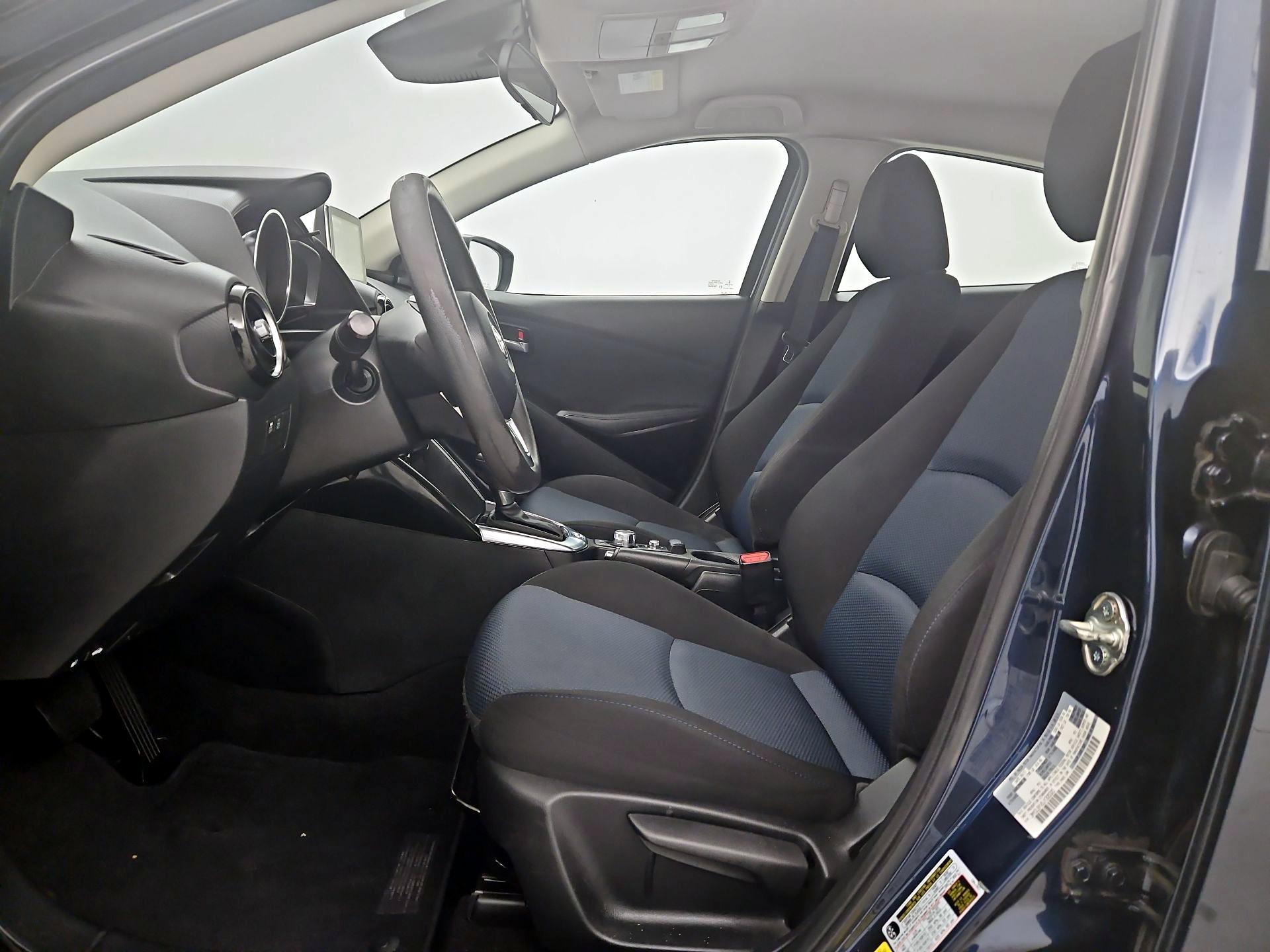 Thumbnail: 2018 Toyota Yaris iA - 11