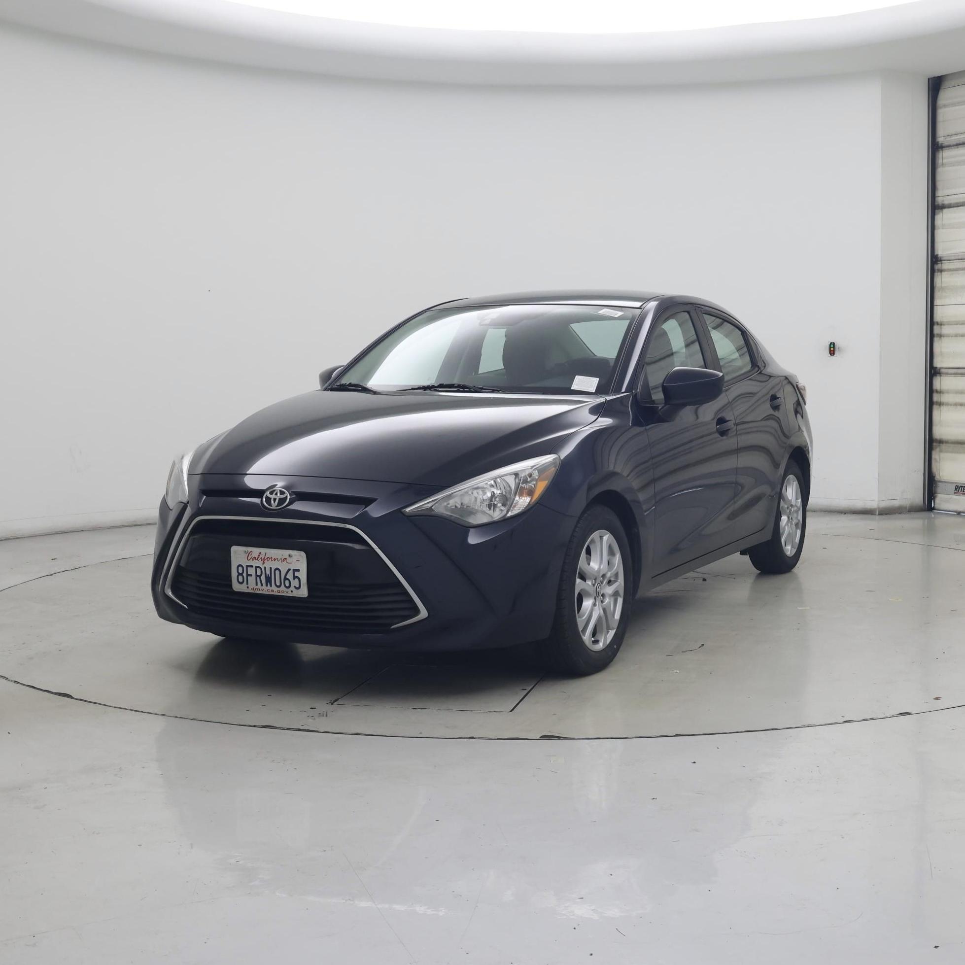 Thumbnail: 2018 Toyota Yaris iA - 4