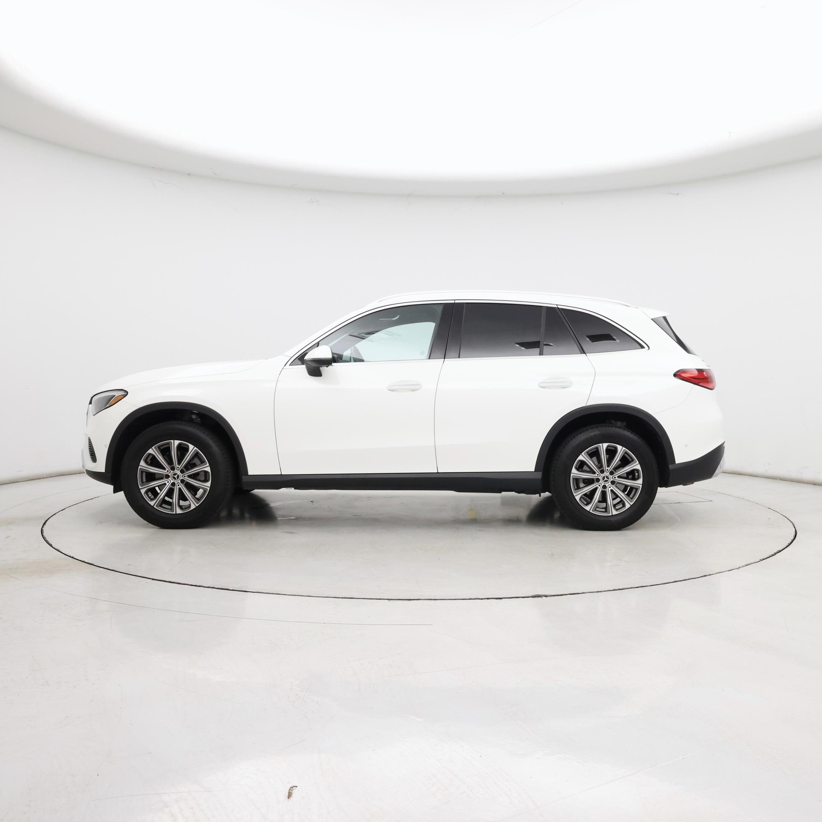 Thumbnail: 2024 Mercedes-Benz GLC - 3