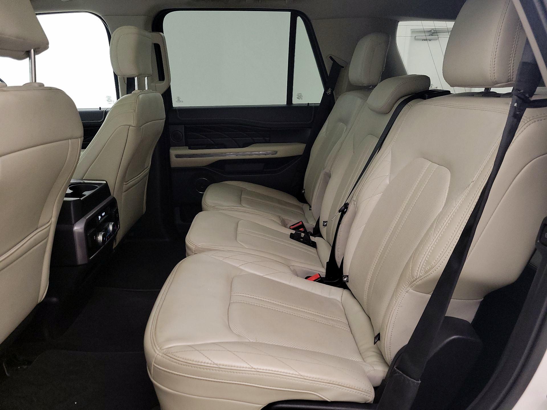 Thumbnail: 2019 Ford Expedition - 19