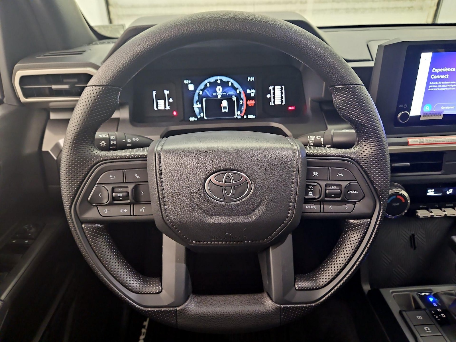 2026 Toyota Tacoma SR5 - Photo 11