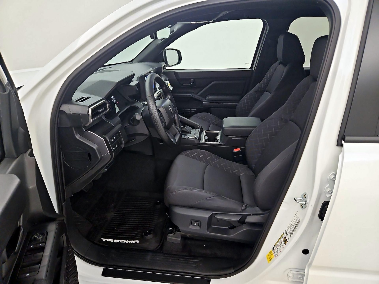 2026 Toyota Tacoma SR5 - Photo 12