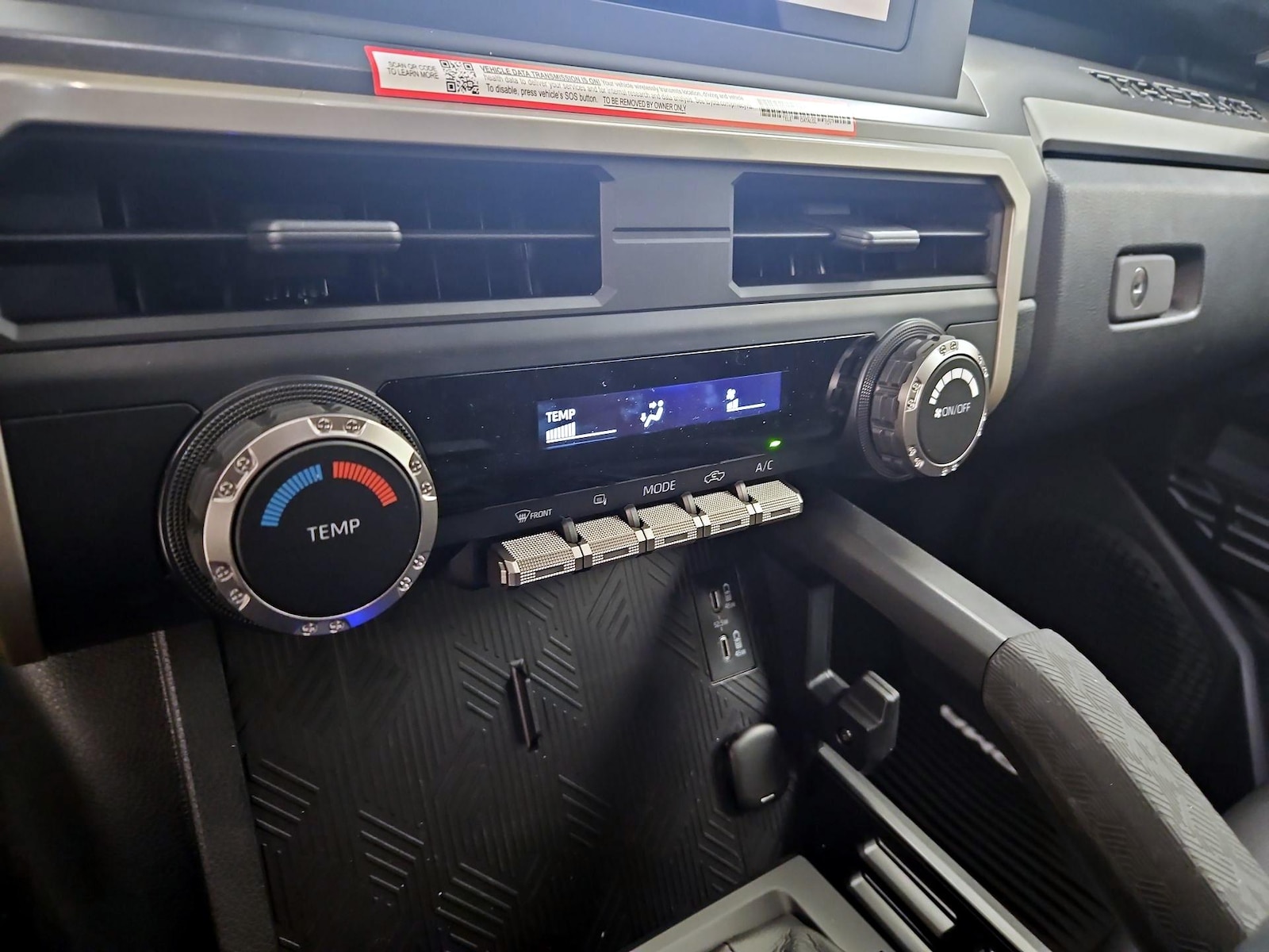 2026 Toyota Tacoma SR5 - Photo 18