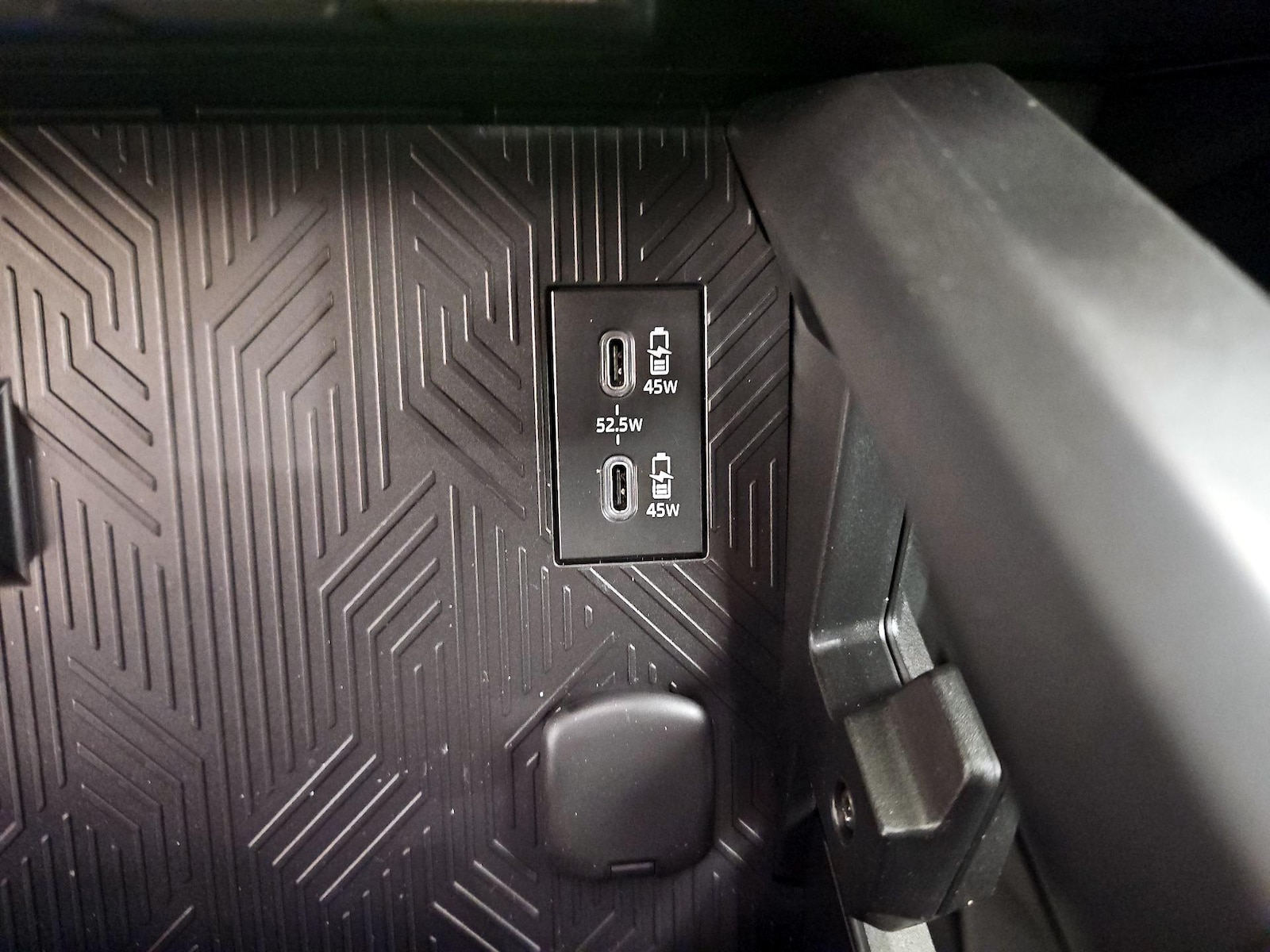 2026 Toyota Tacoma SR5 - Photo 20