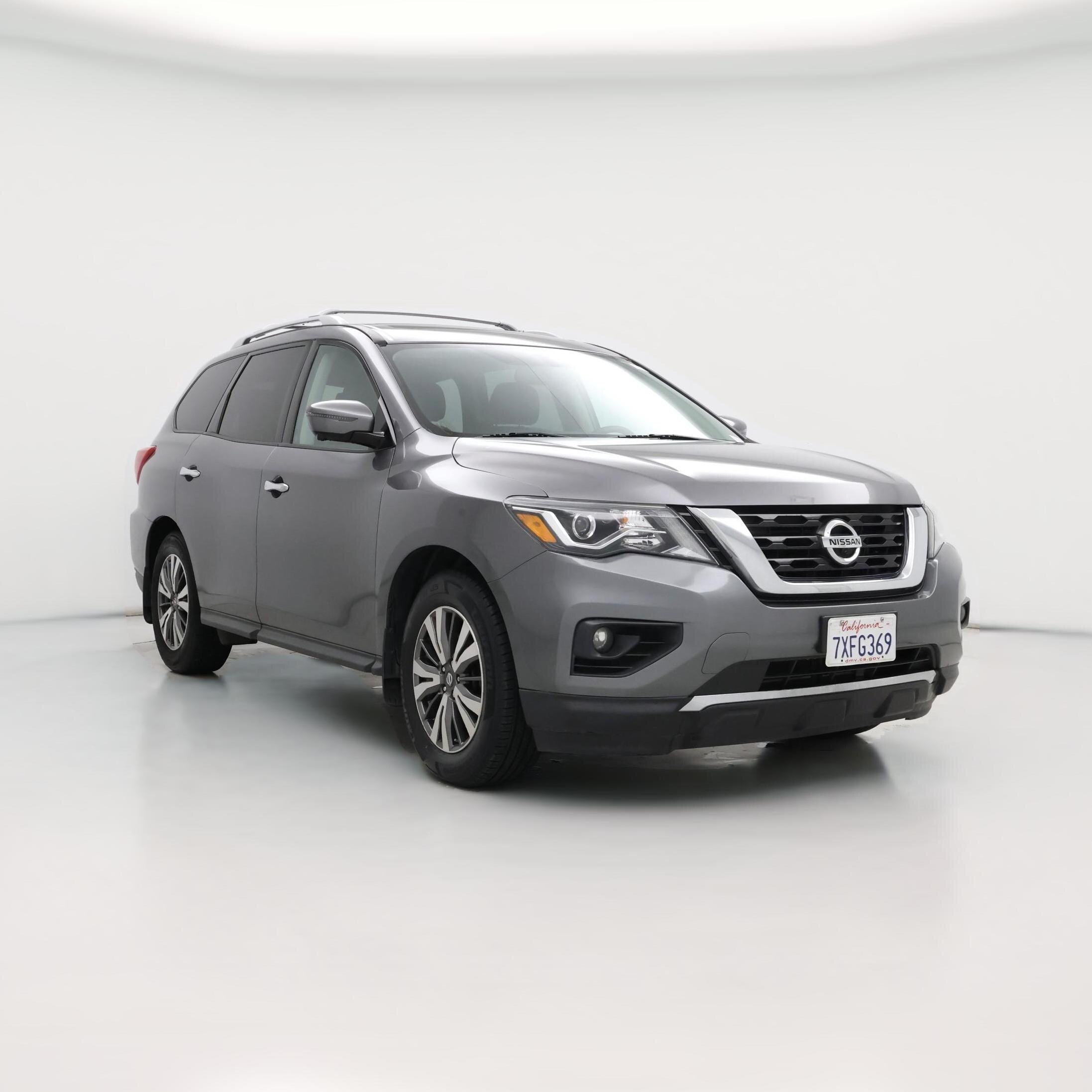 Thumbnail: 2017 Nissan Pathfinder - 1