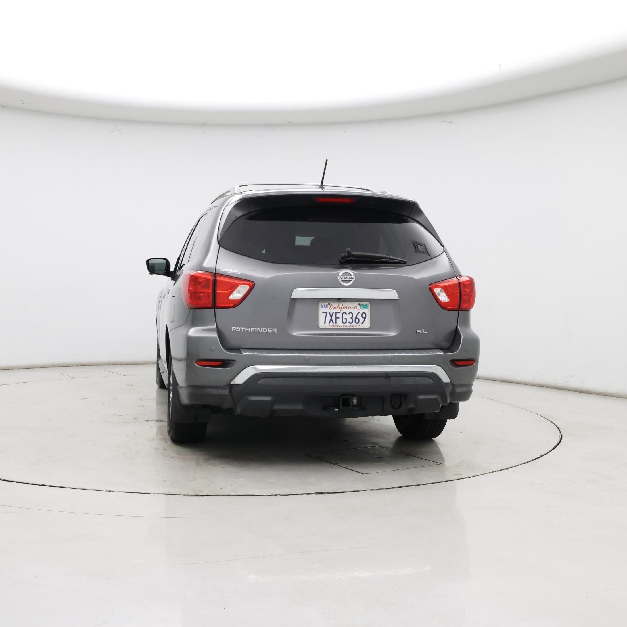 Thumbnail: 2017 Nissan Pathfinder - 6