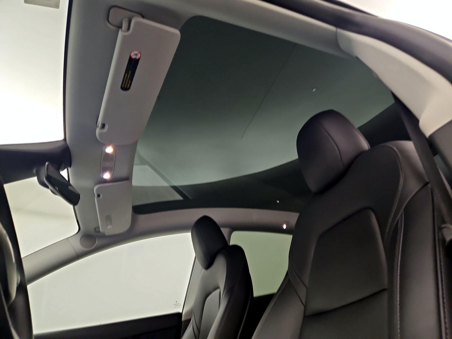Thumbnail: 2022 Tesla Model Y - 18