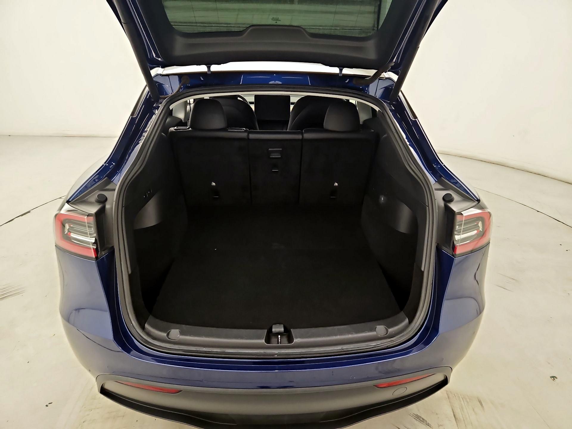 Thumbnail: 2022 Tesla Model Y - 20