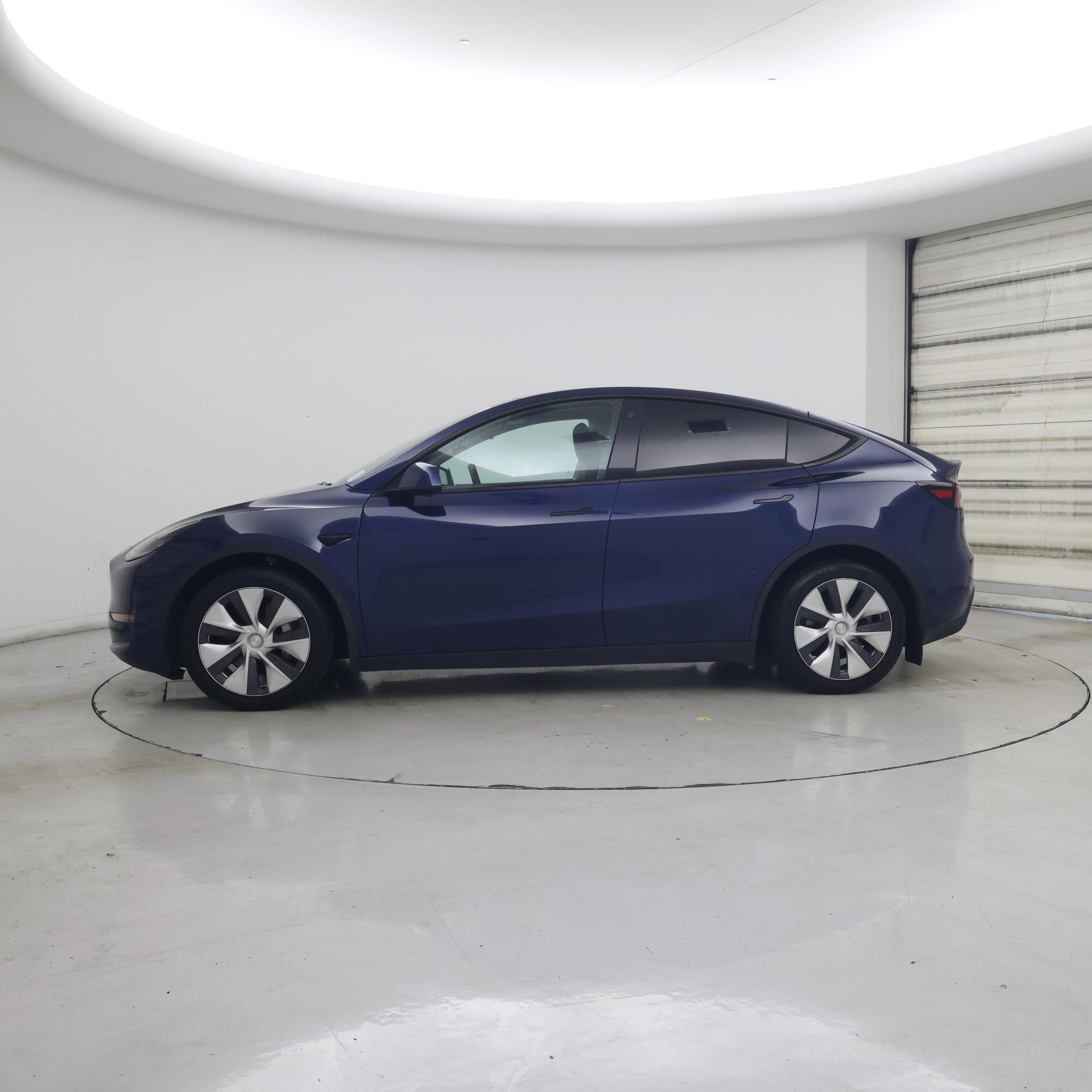 Thumbnail: 2022 Tesla Model Y - 3