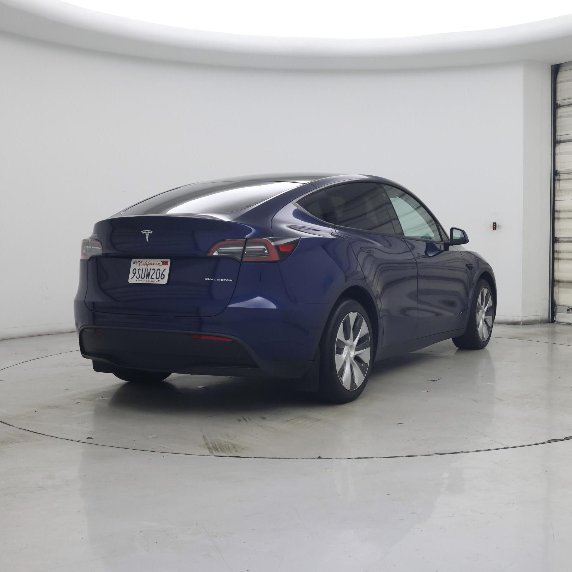 Thumbnail: 2022 Tesla Model Y - 8