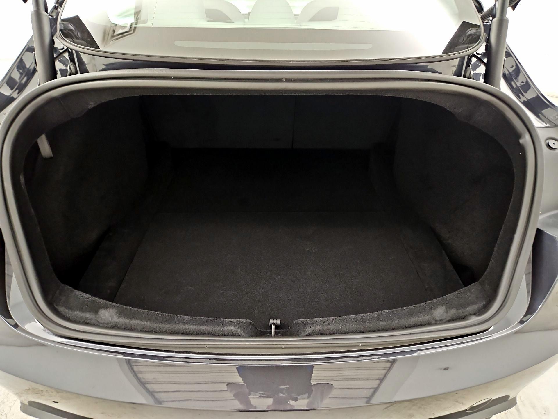 Thumbnail: 2025 Tesla Model 3 - 18