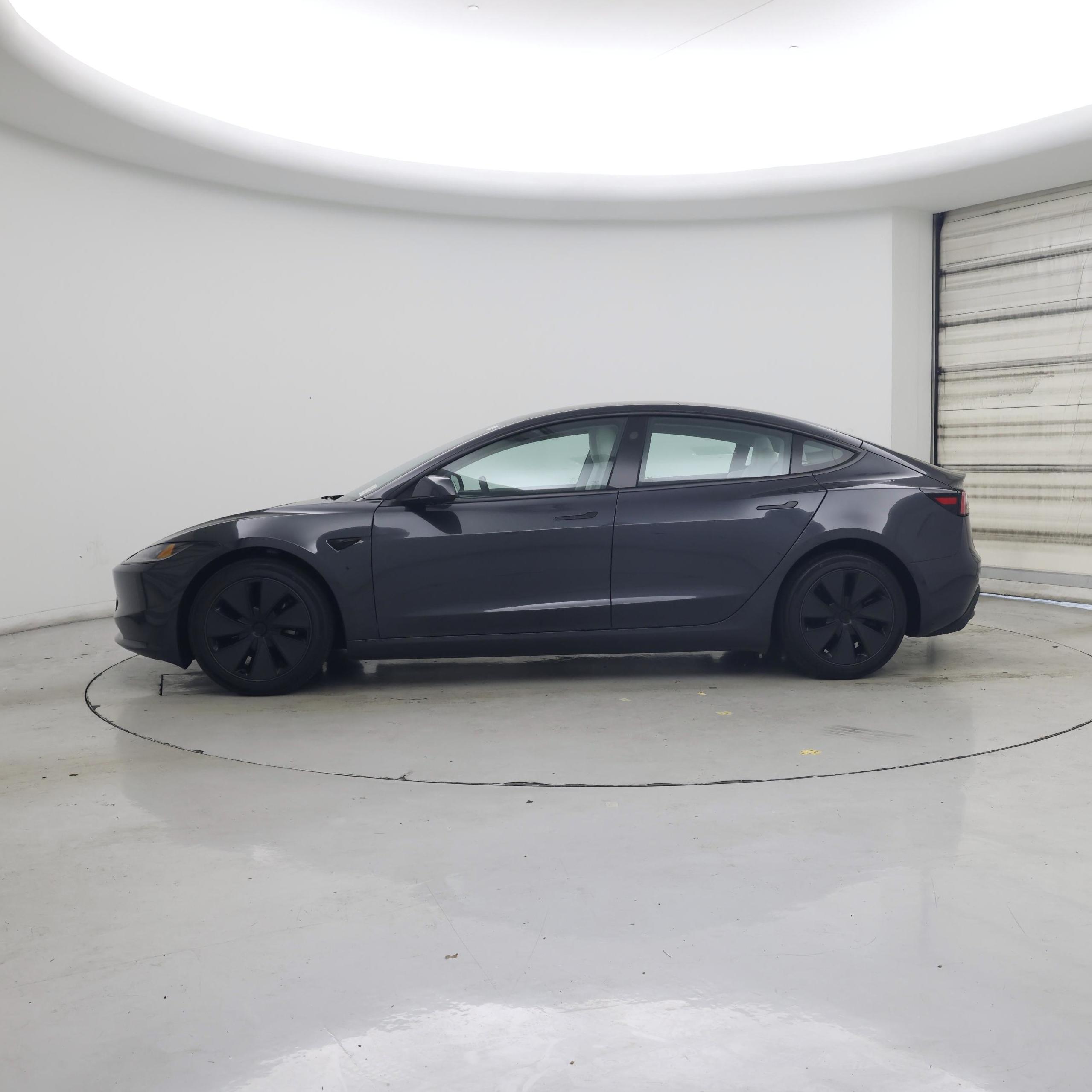 Thumbnail: 2025 Tesla Model 3 - 3