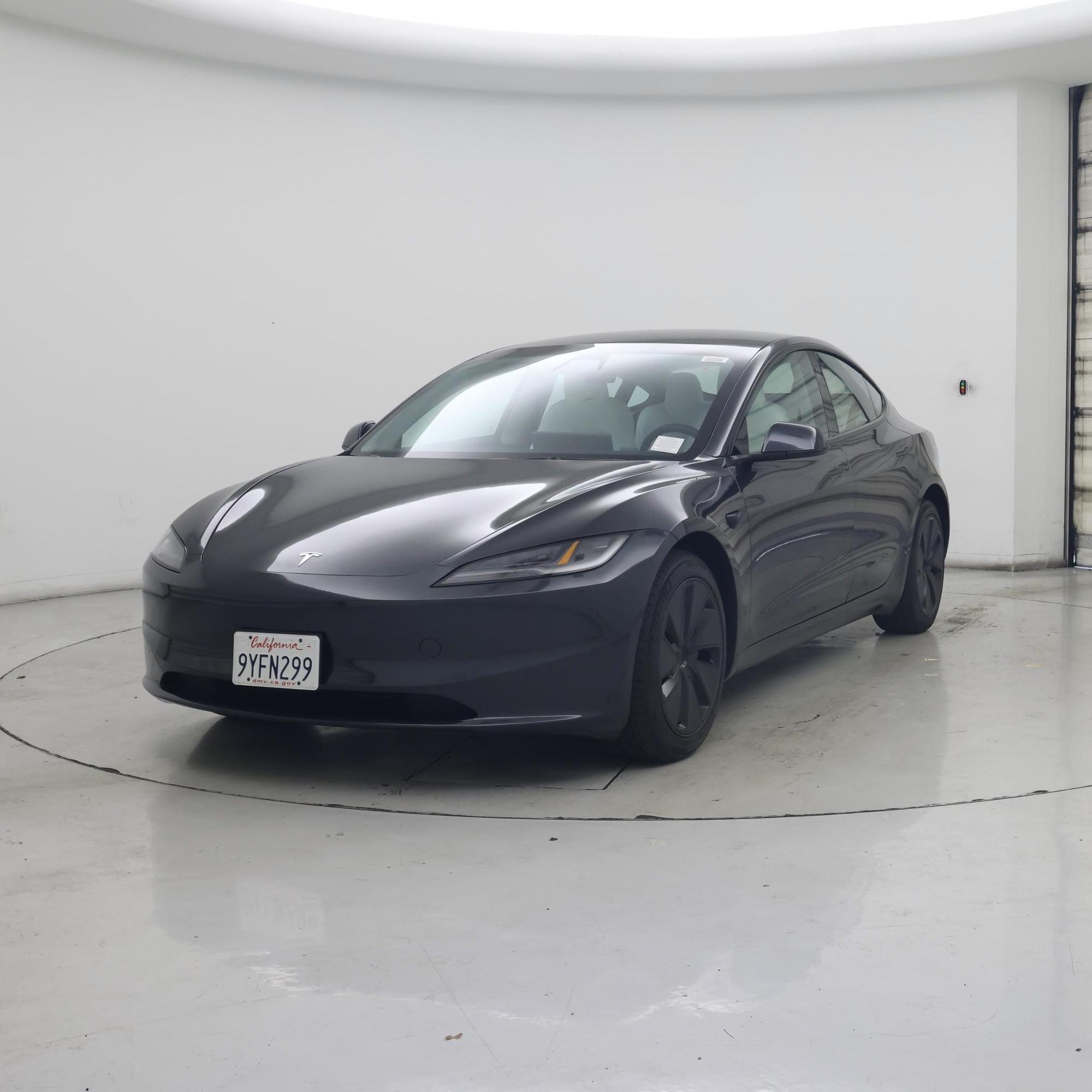 Thumbnail: 2025 Tesla Model 3 - 4