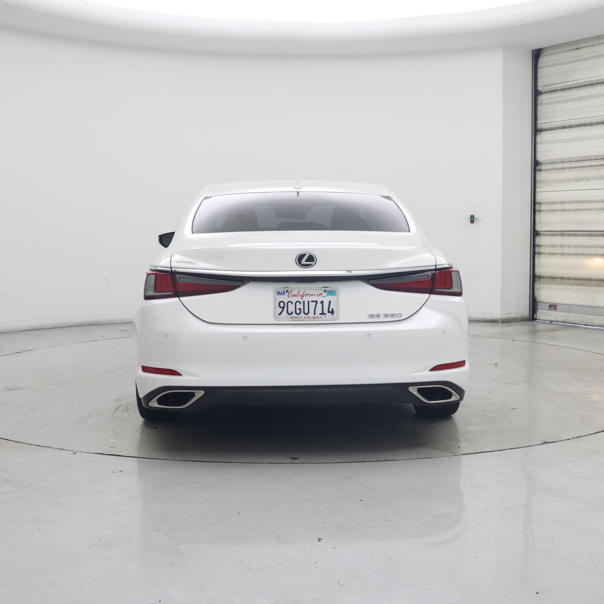 Thumbnail: 2020 Lexus ES - 6