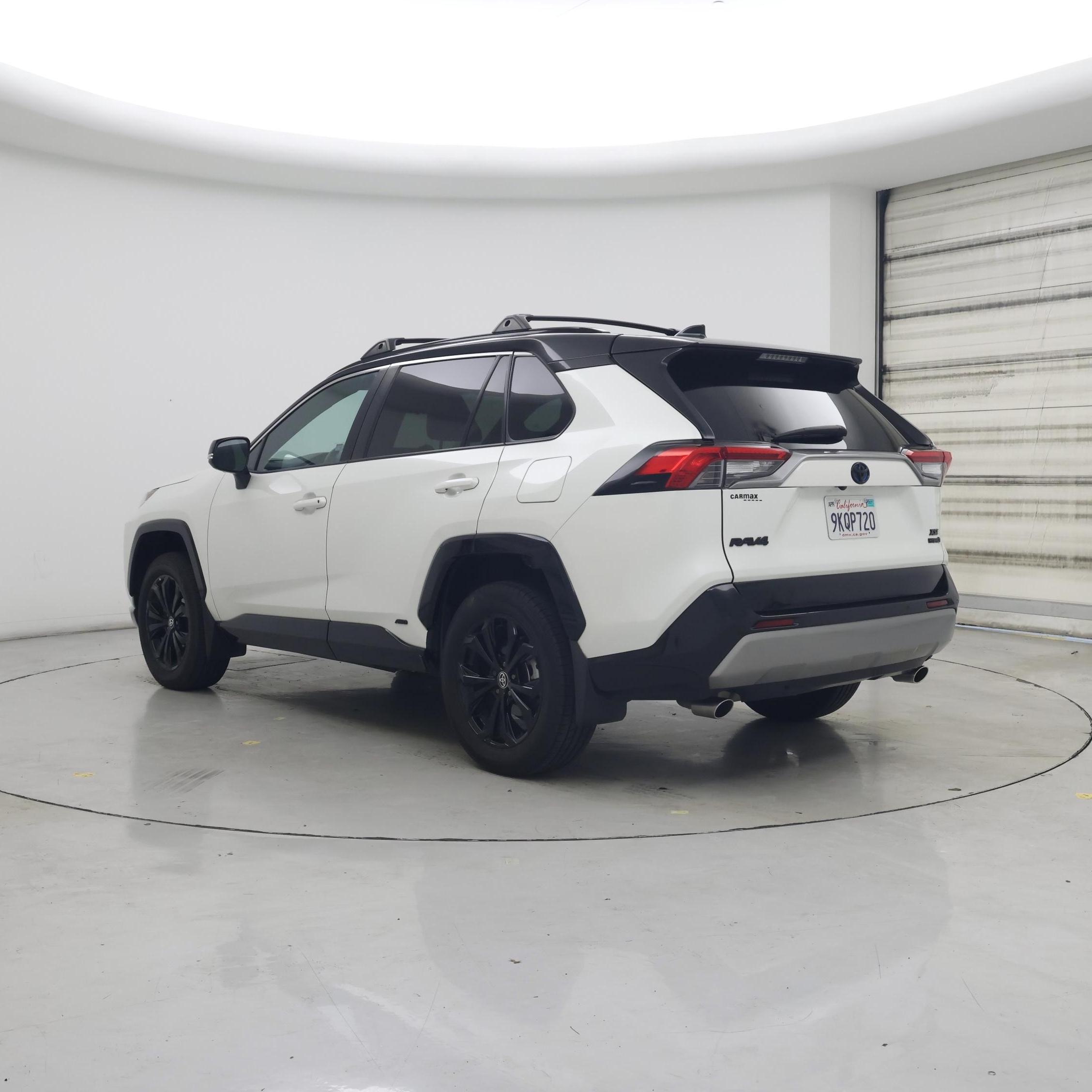 Thumbnail: 2022 Toyota RAV4 - 2