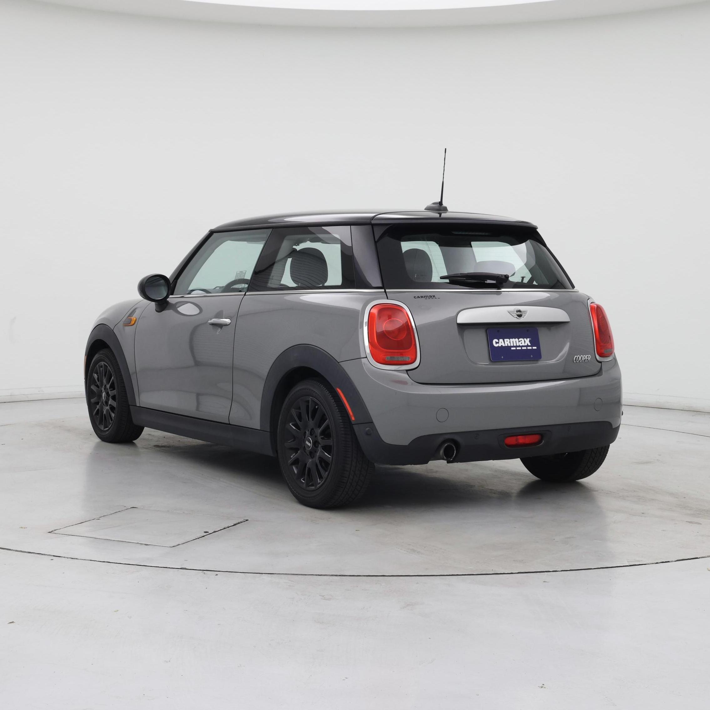 Thumbnail: 2015 MINI Cooper Hardtop - 2