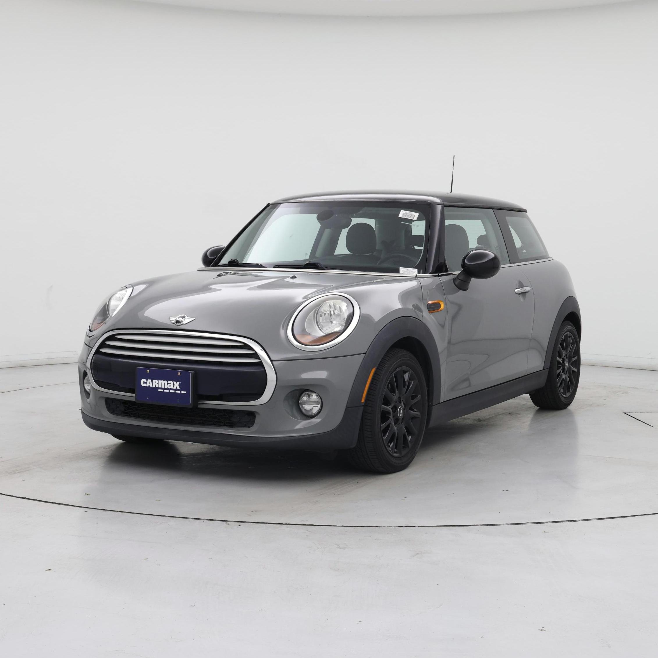 Thumbnail: 2015 MINI Cooper Hardtop - 4