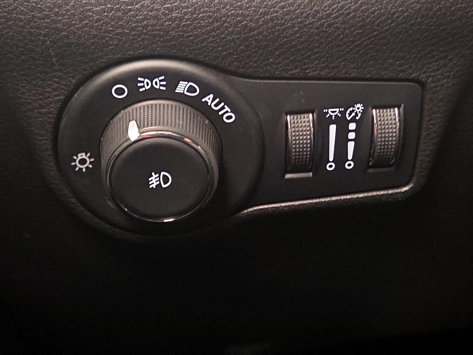 Thumbnail: 2025 Jeep Compass - 13