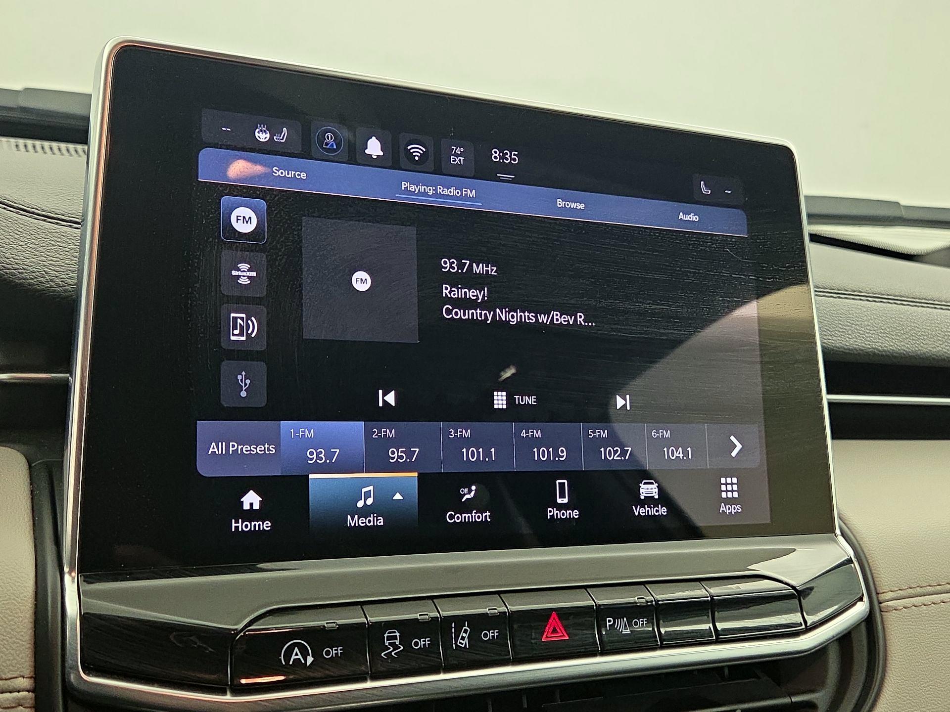 Thumbnail: 2025 Jeep Compass - 15