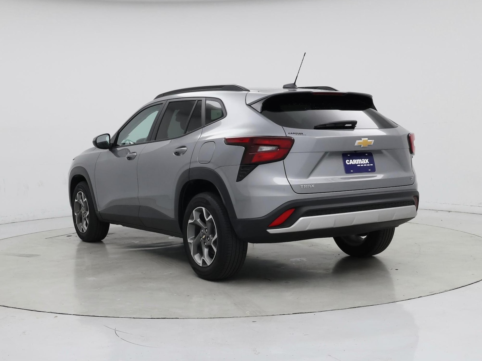 2025 Chevrolet Trax LT - Photo 3