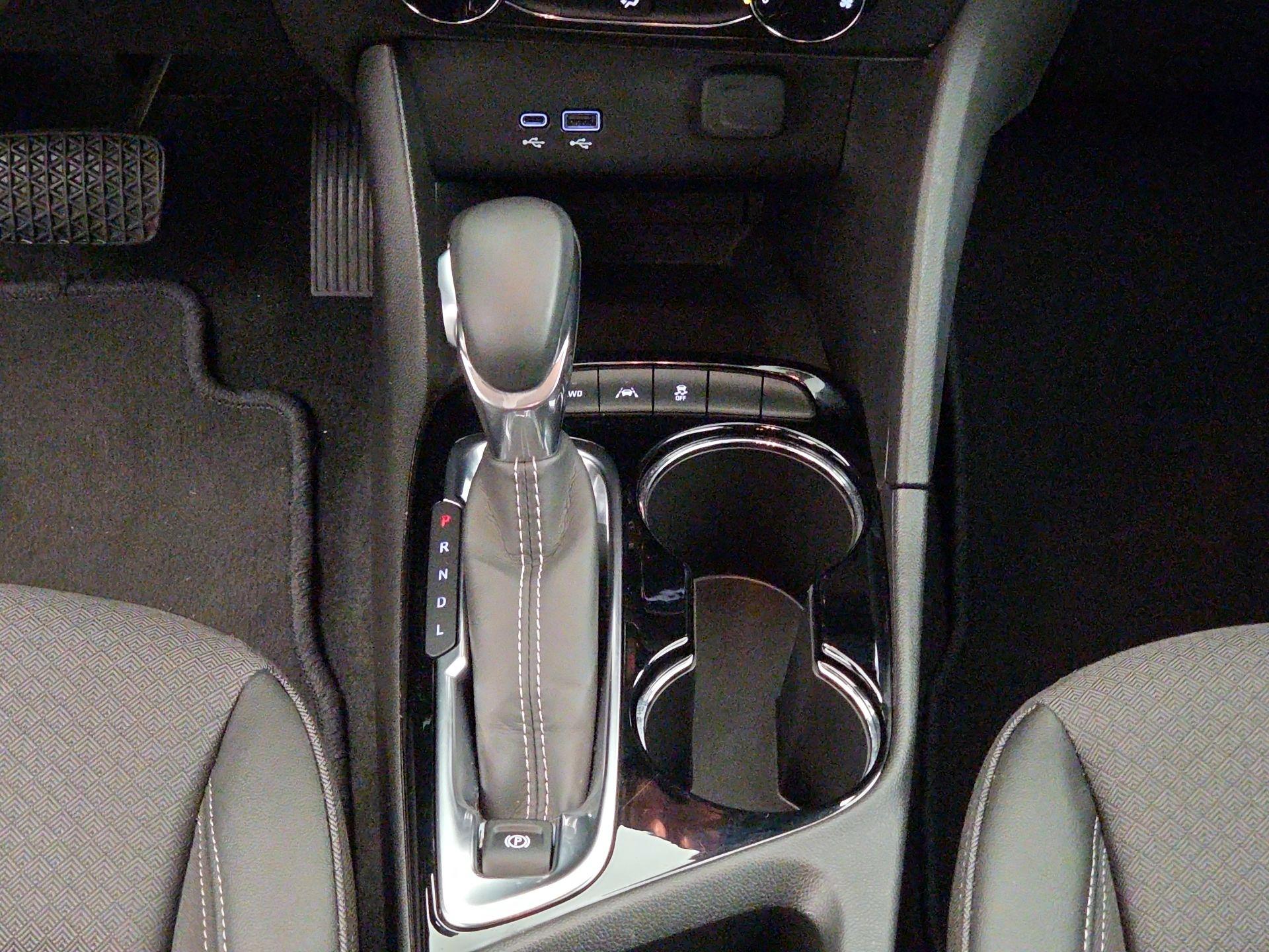 Thumbnail: 2025 Buick Encore GX - 17