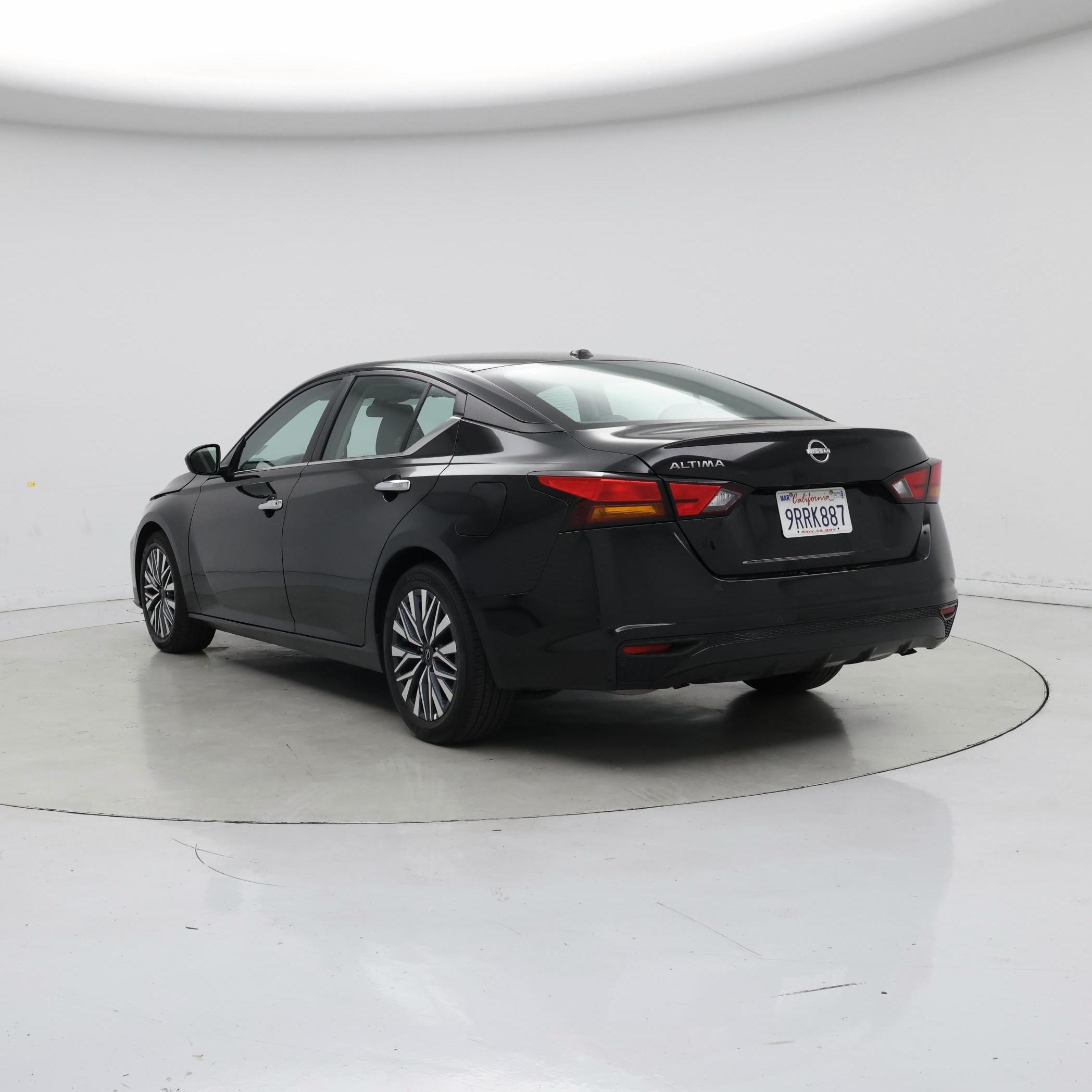 Thumbnail: 2025 Nissan Altima - 2