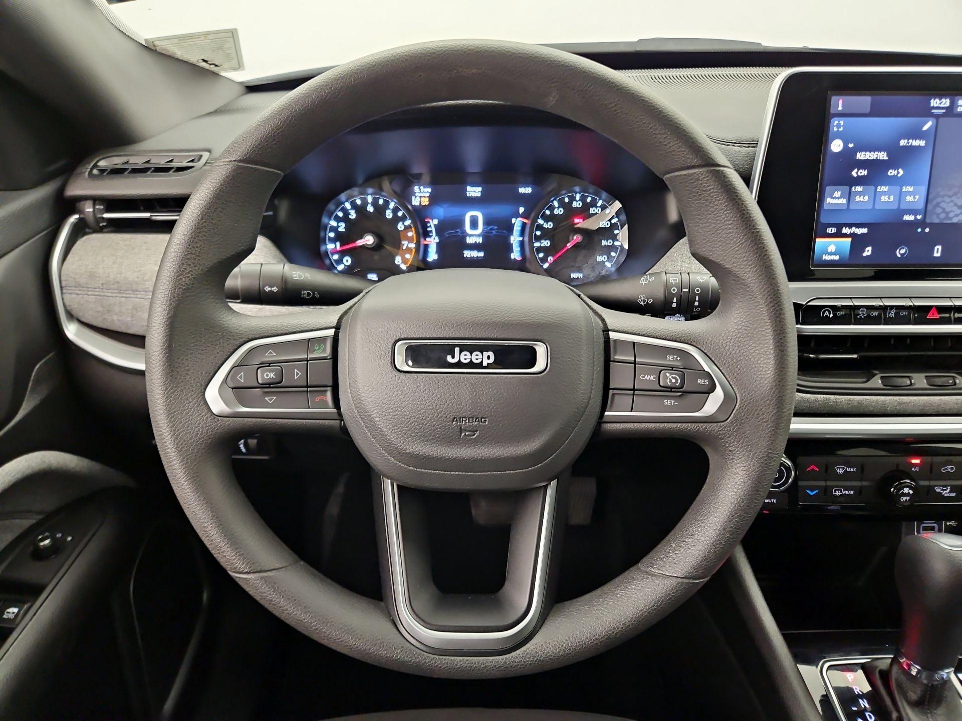 Thumbnail: 2025 Jeep Compass - 10