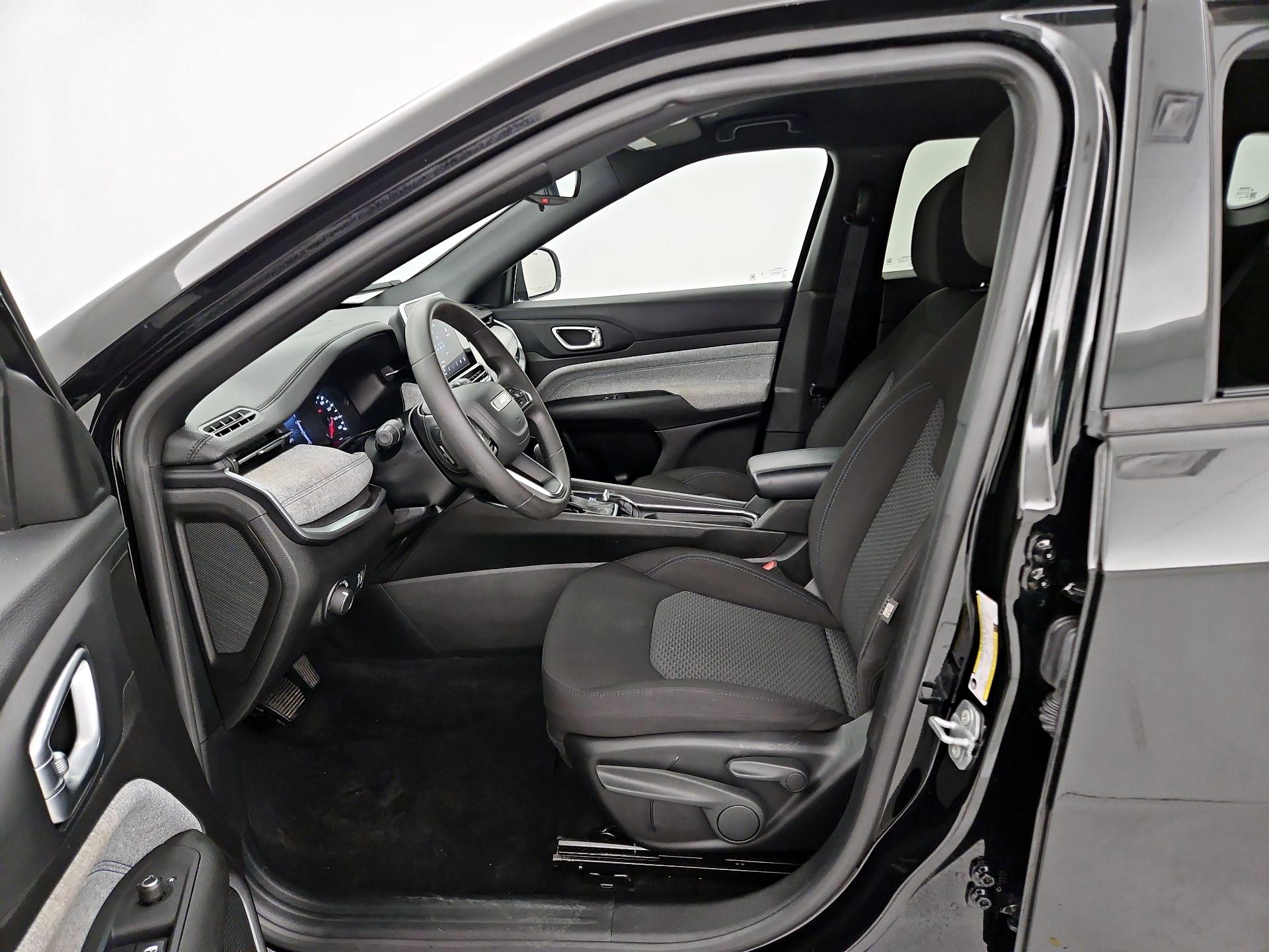 Thumbnail: 2025 Jeep Compass - 11