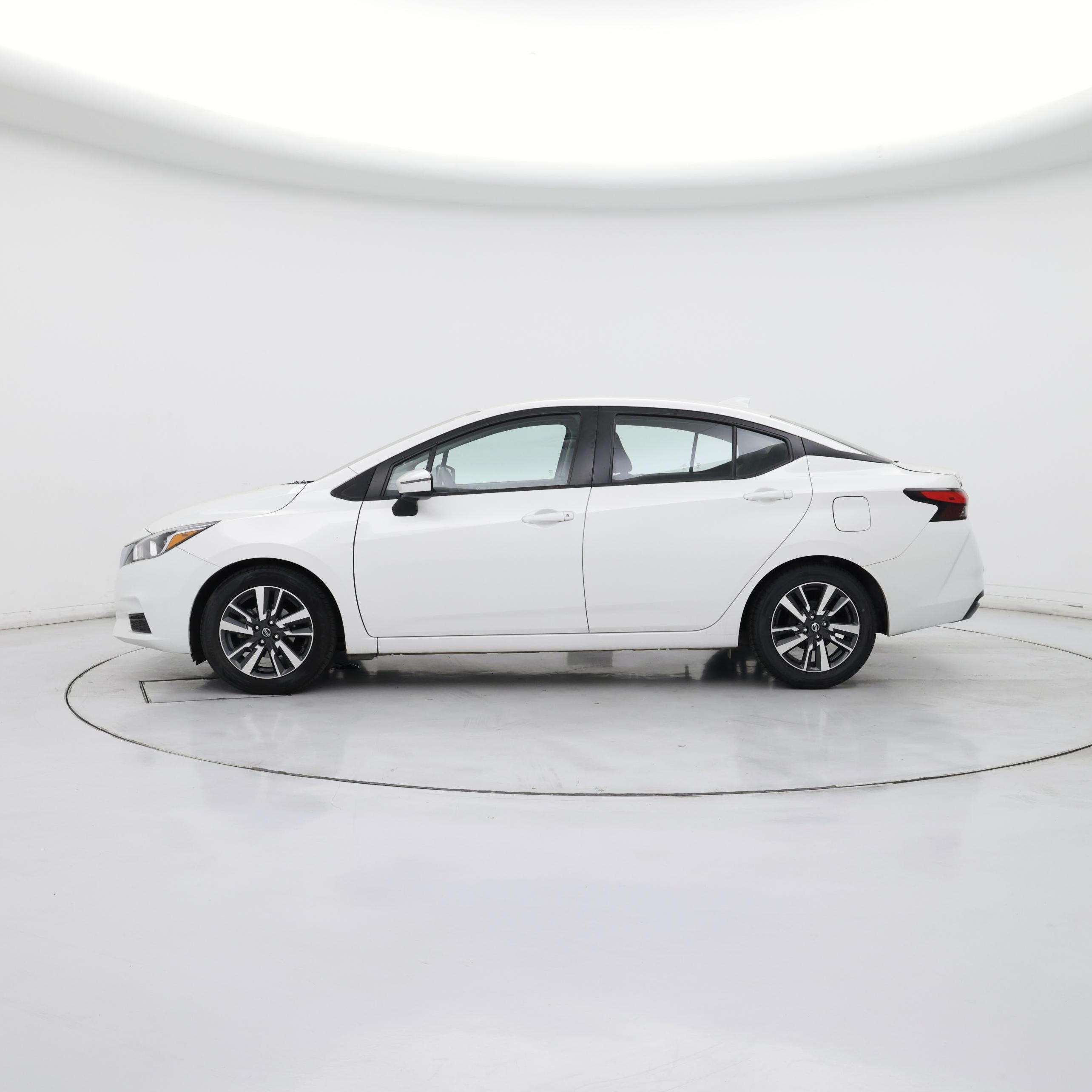 Thumbnail: 2021 Nissan Versa - 3