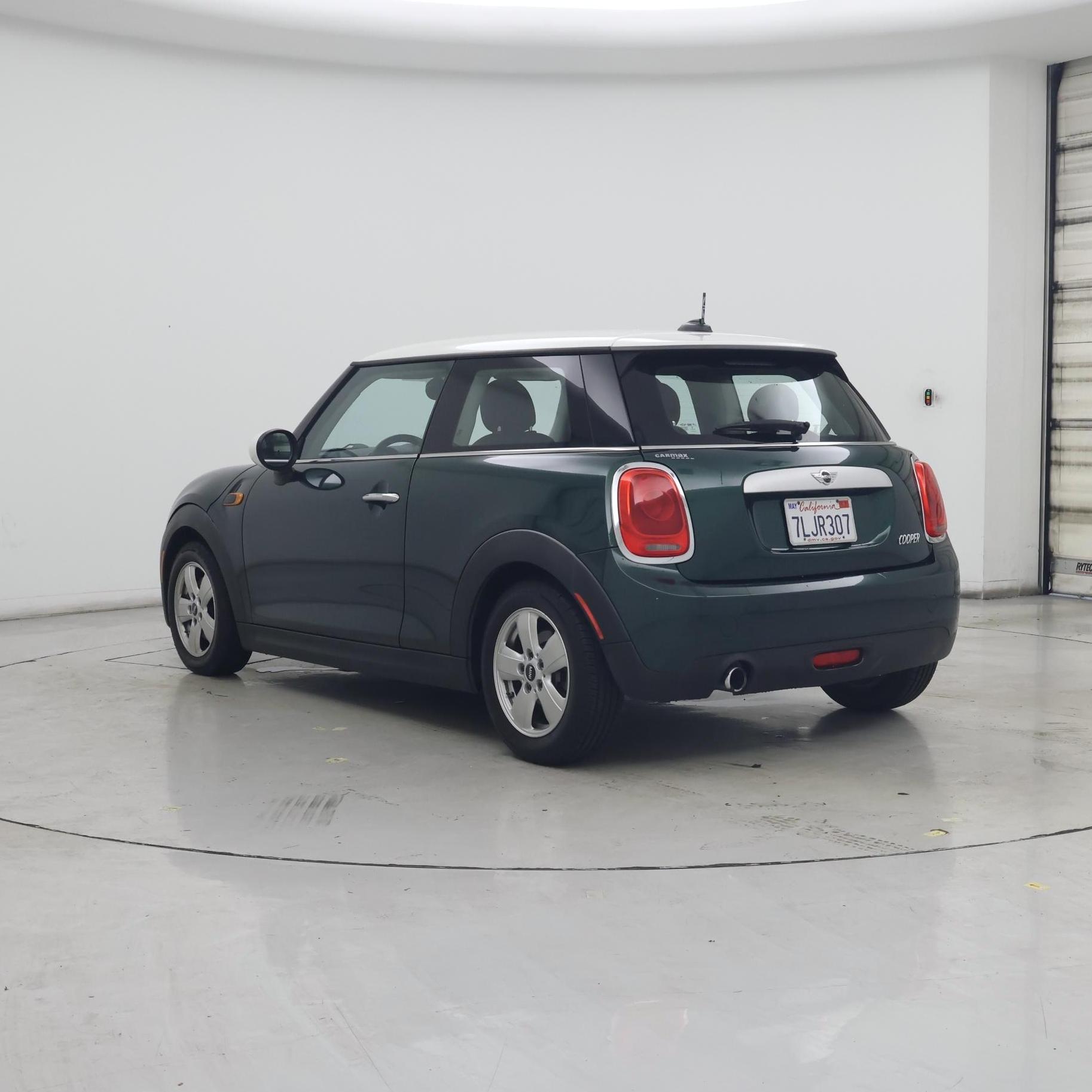 Thumbnail: 2015 MINI Cooper Hardtop - 2